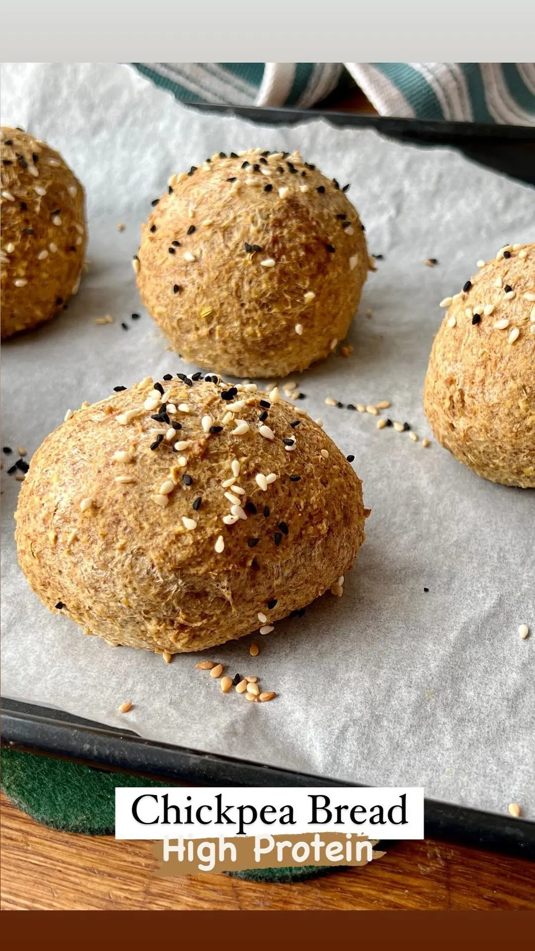 chickpea-bread-rolls