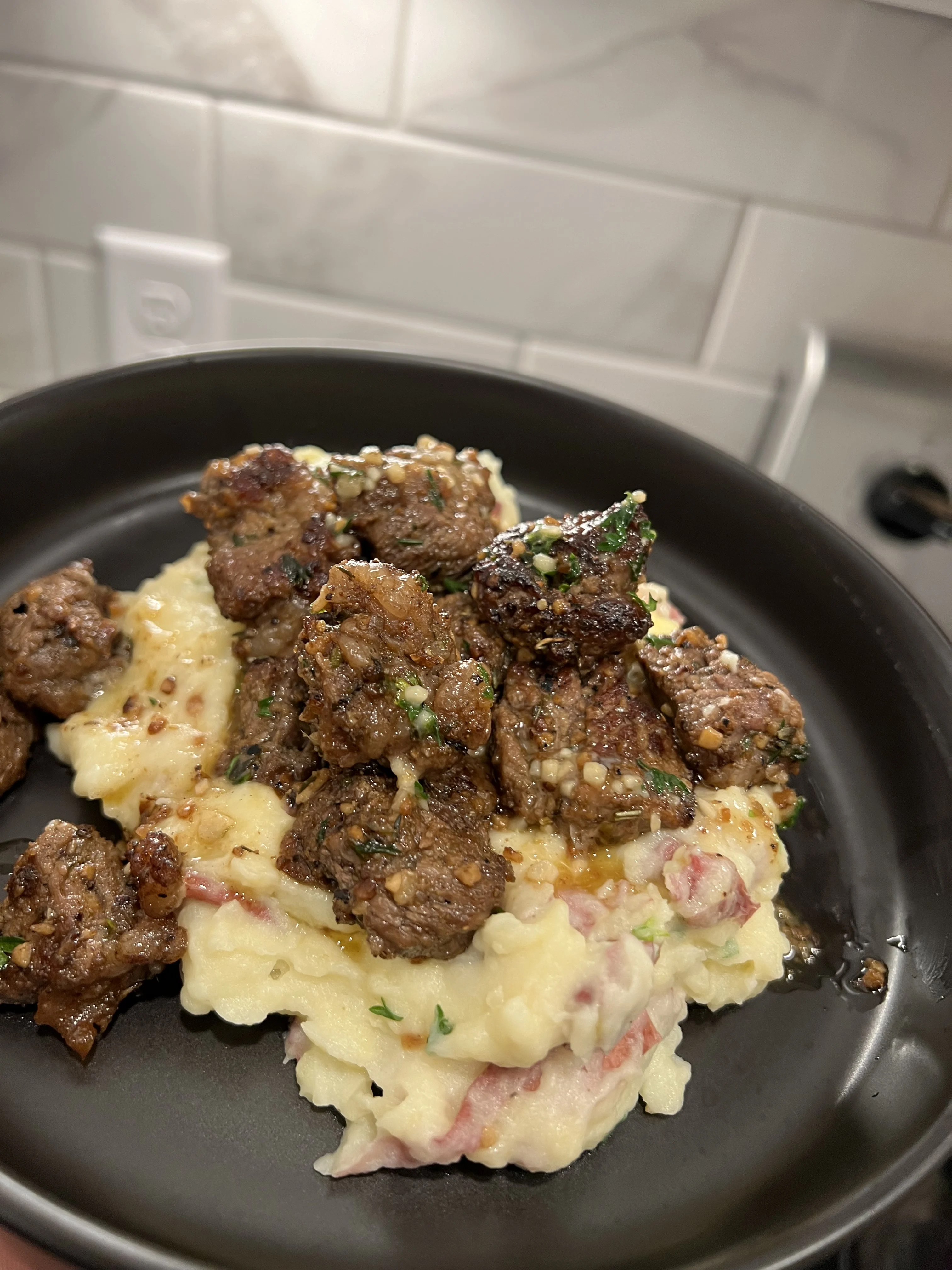 garlic-butter-steak-bites