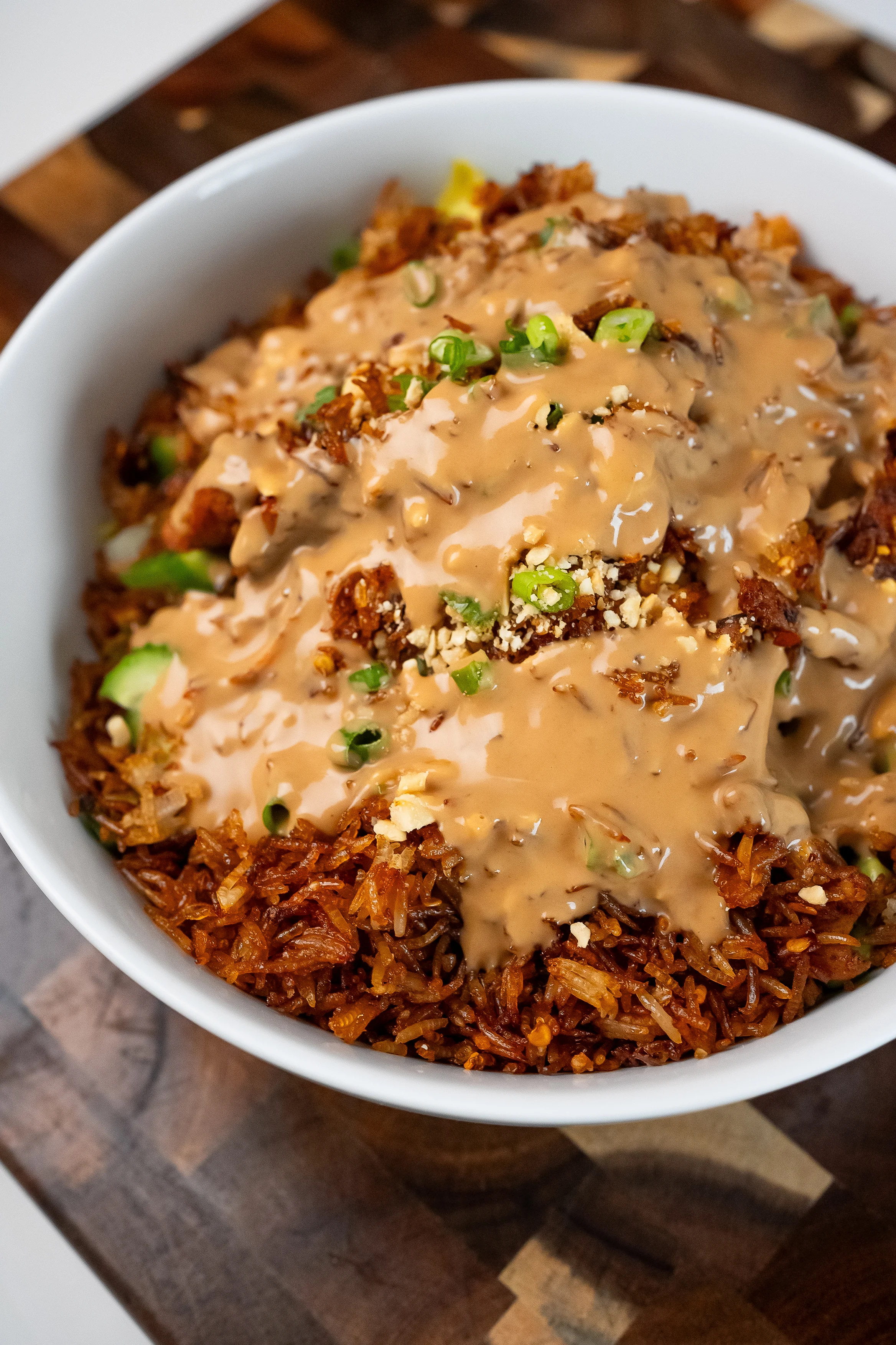 chicken-crispy-rice-salad-with-peanut-dressing