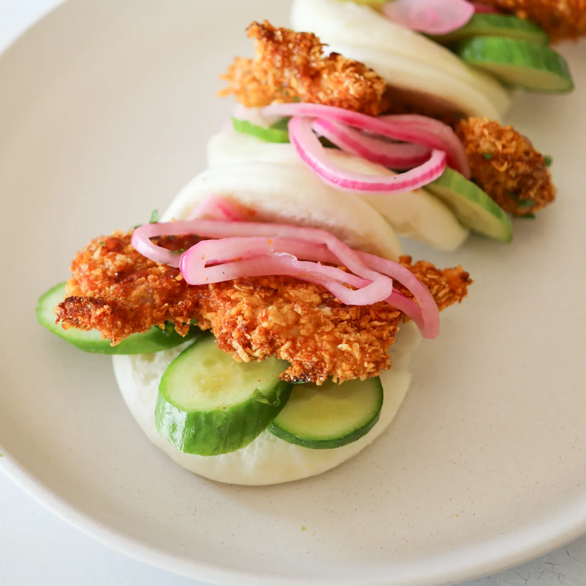 crispy-chicken-bao-buns