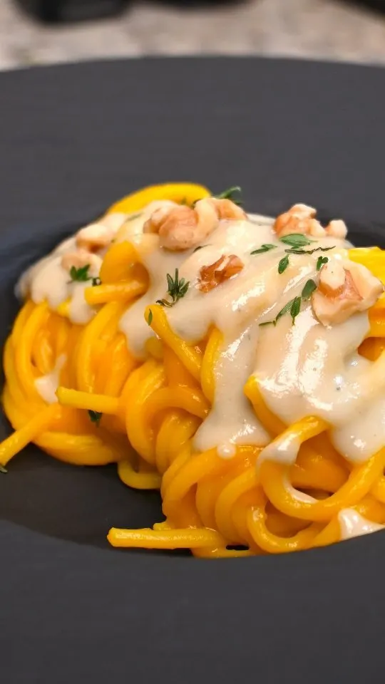 spaghetti-with-pumpkin-cream-and-roquefort-fondue-with-toasted-walnuts
