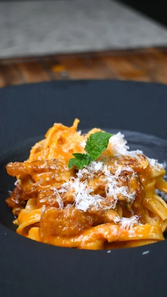 pepper-pesto-and-guanciale-fettuccine