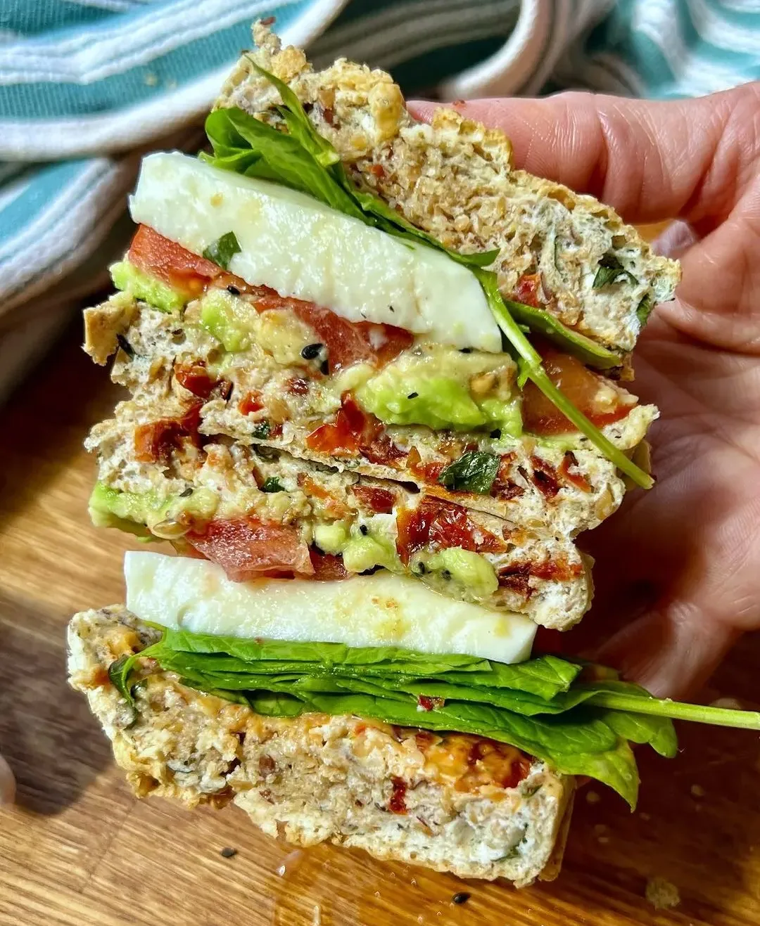 high-protein-low-carb-bread-roll