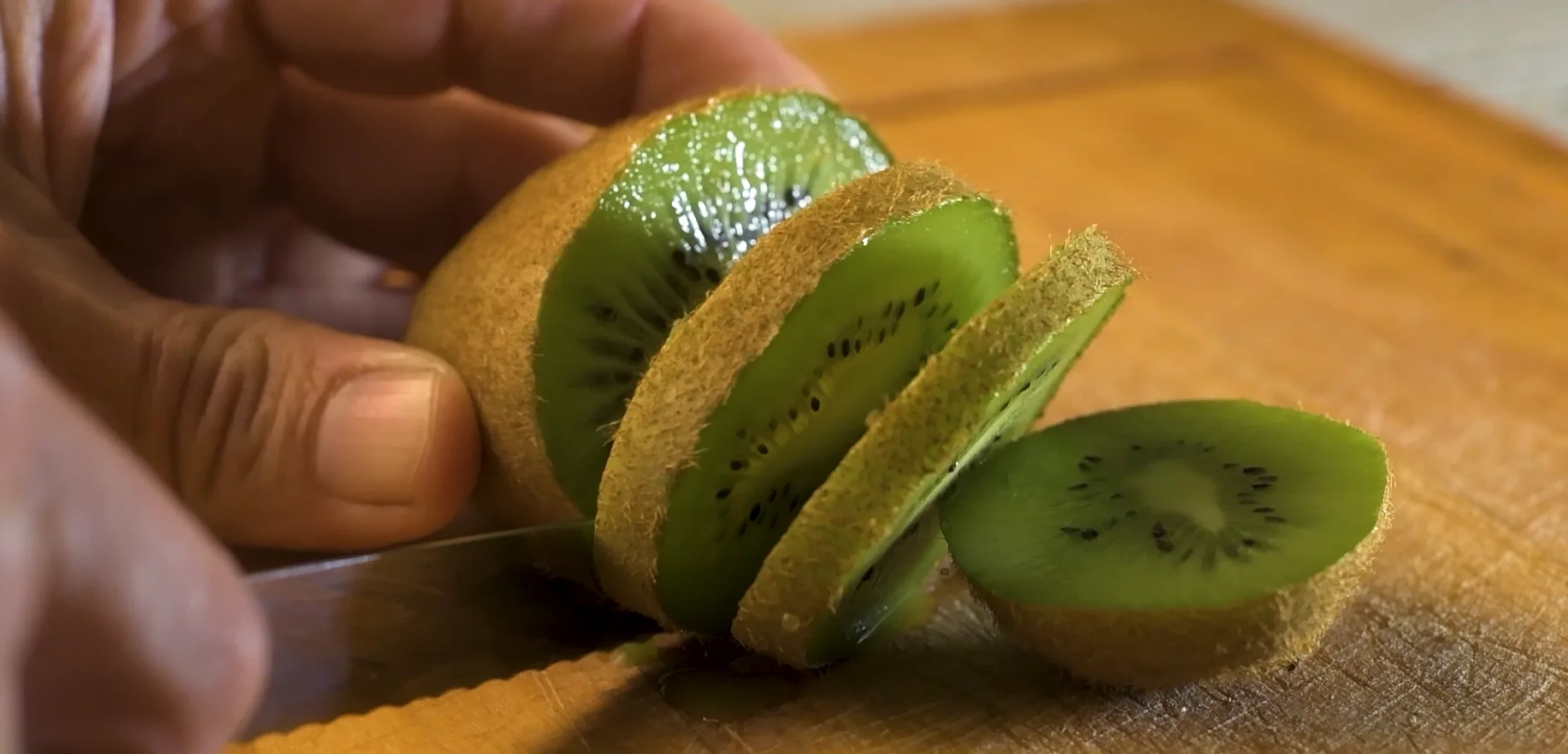 zesty-cucumber-and-kiwi-bliss:-the-ultimate-refreshing-smoothie!