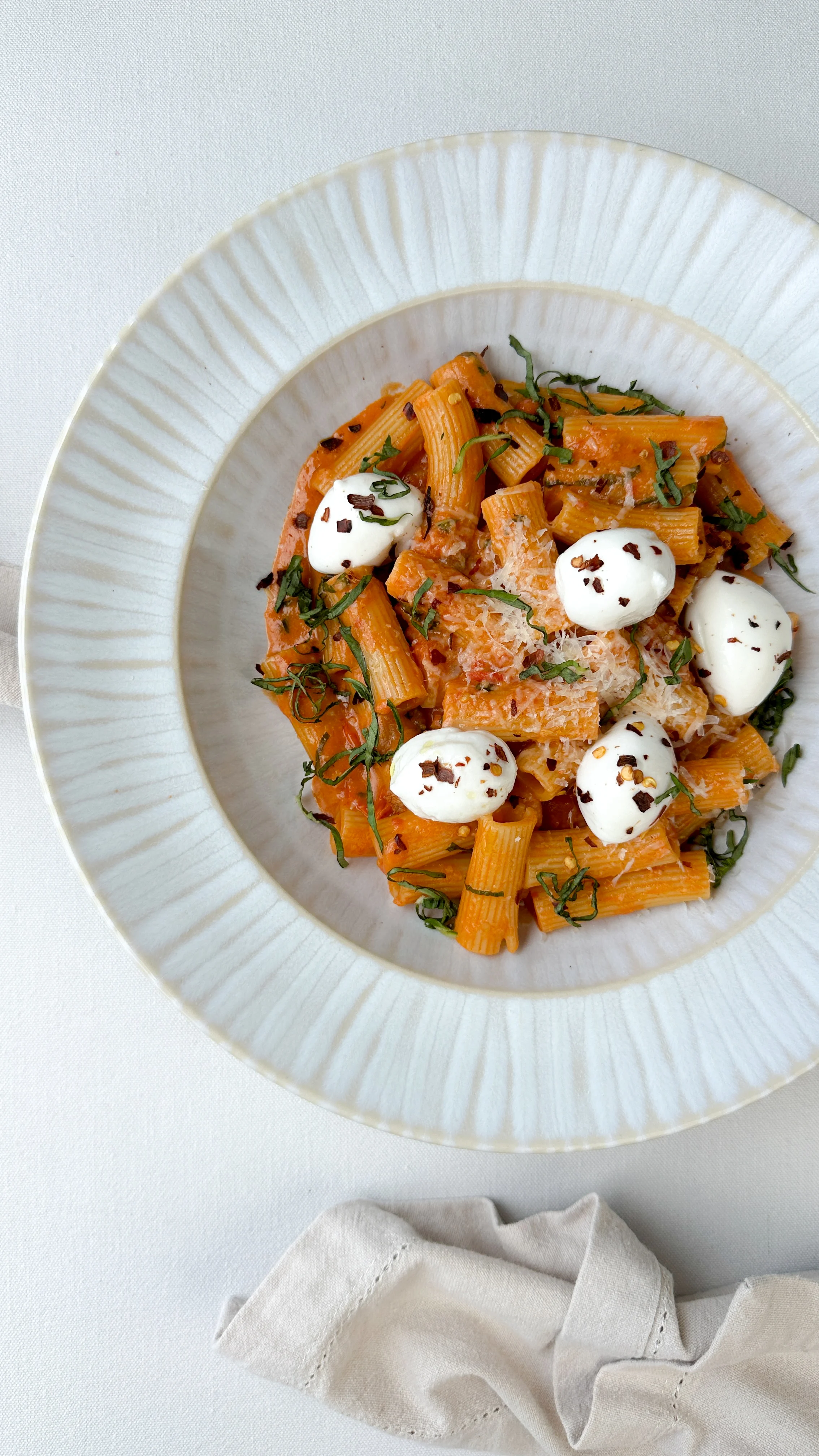 pasta-con-salsa-de-tomate-cherry