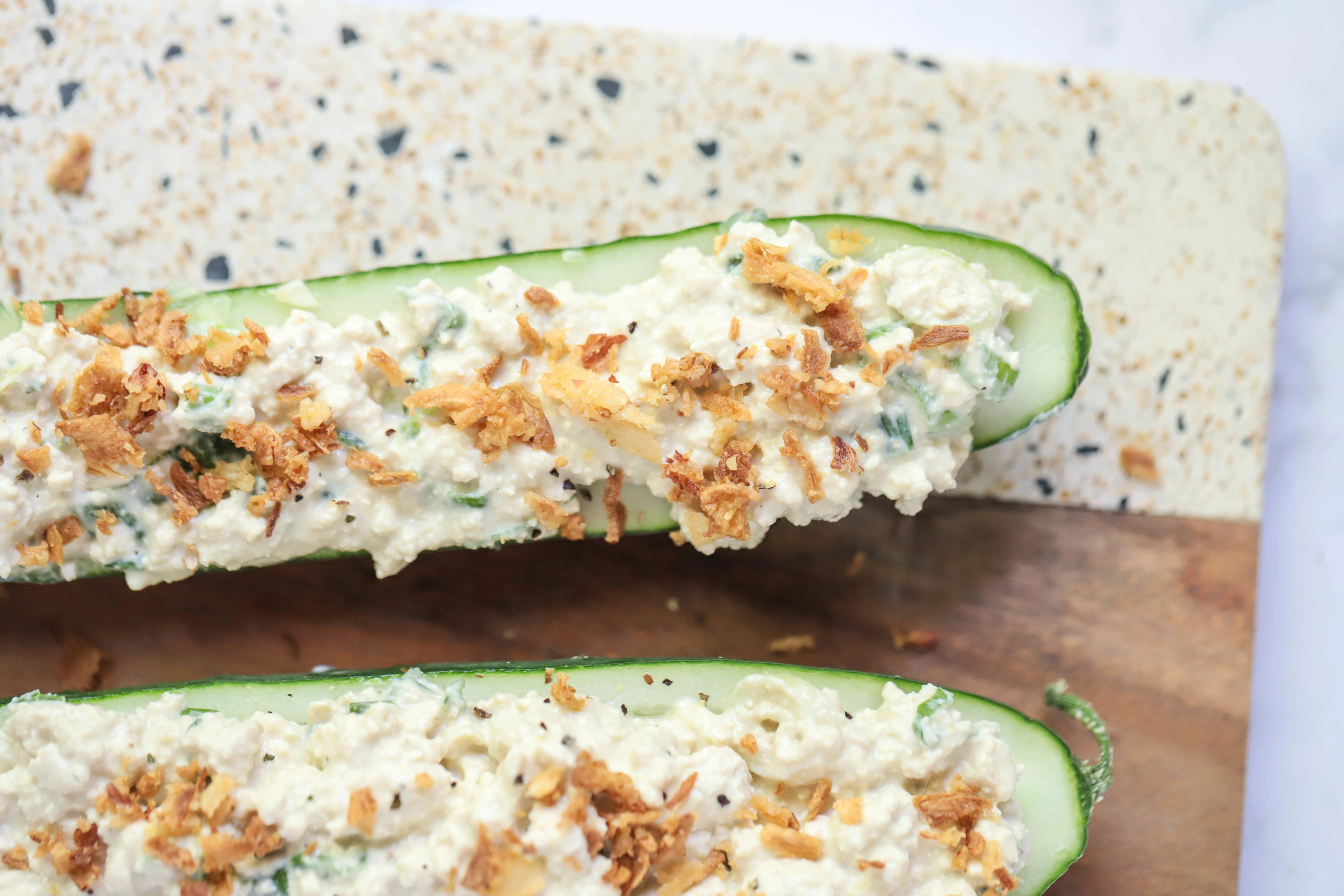 barcos-de-pepino-y-tofu-cucumber-tofu-boats