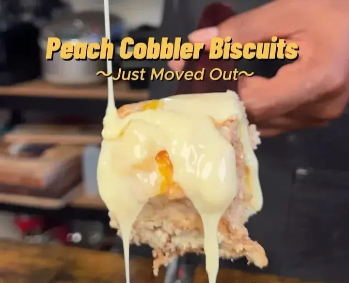 peach-cobbler-biscuits