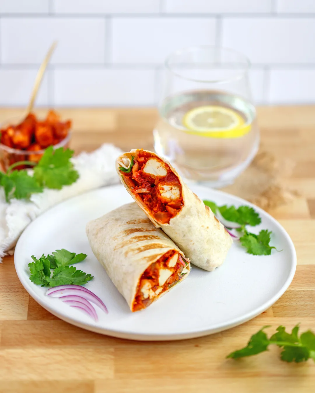 burrito-de-desayuno-con-tofu-frito-al-aire-air-fried-tofu-breakfast-burrito