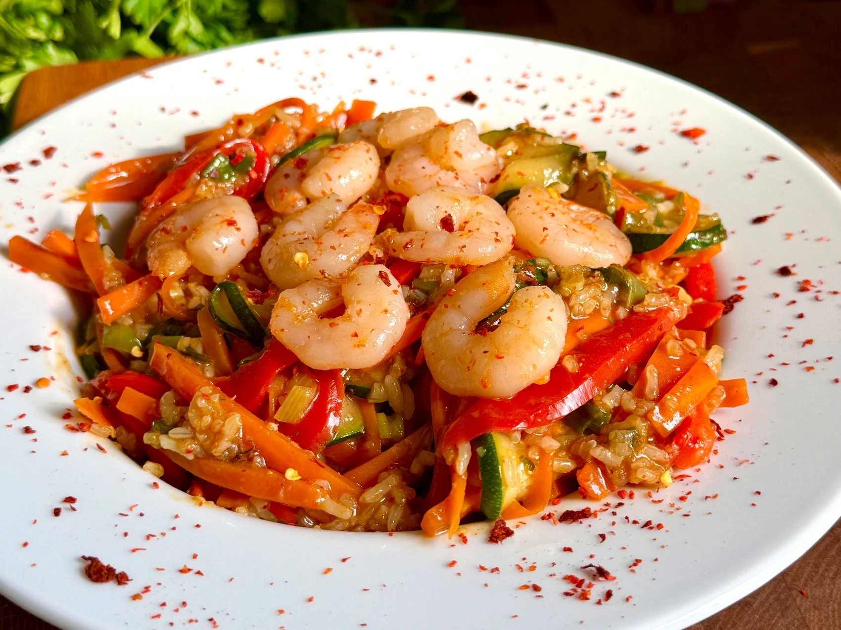 vegetable-wok-with-shrimp-and-rice