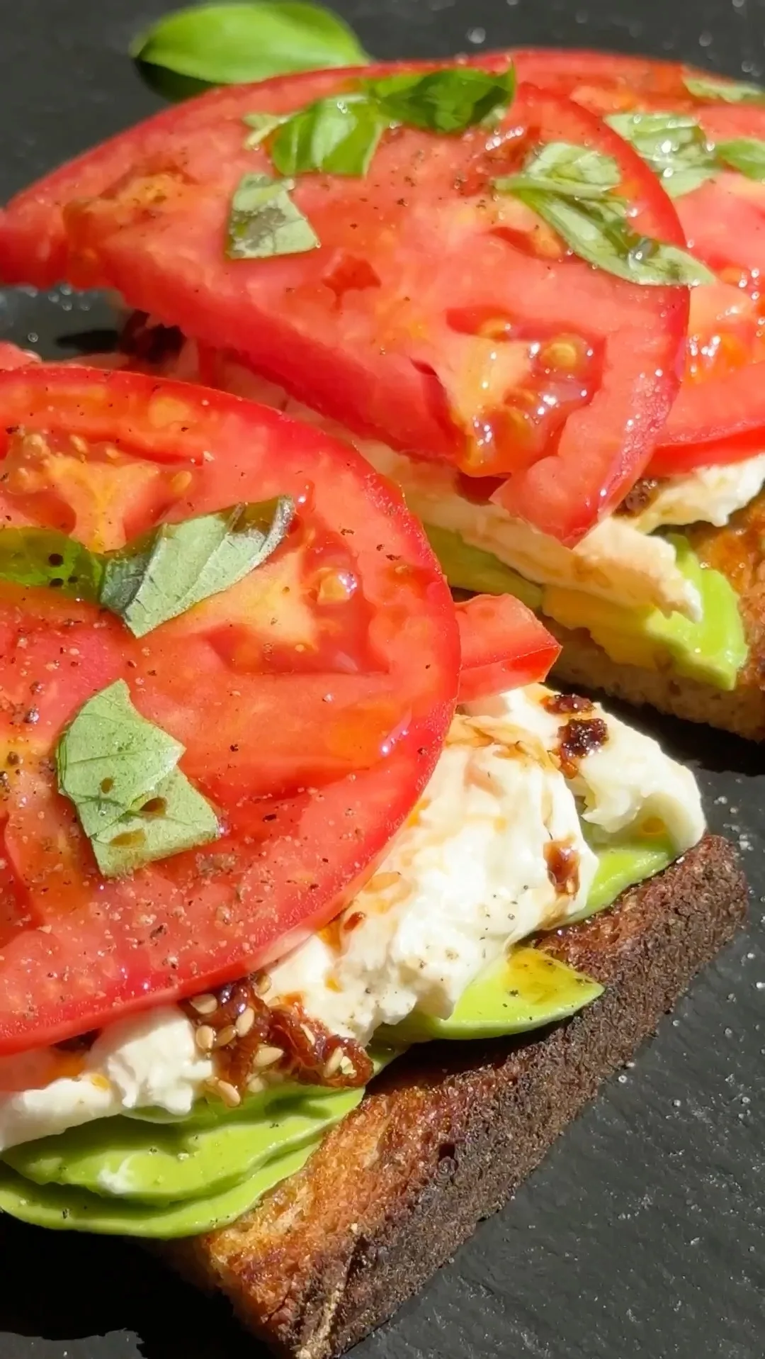 avocado-burrata-toast