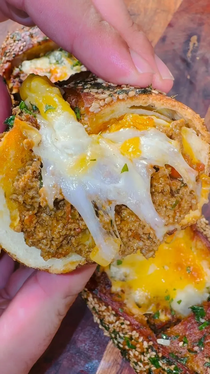 pan-italiano-relleno-de-carne-y-queso