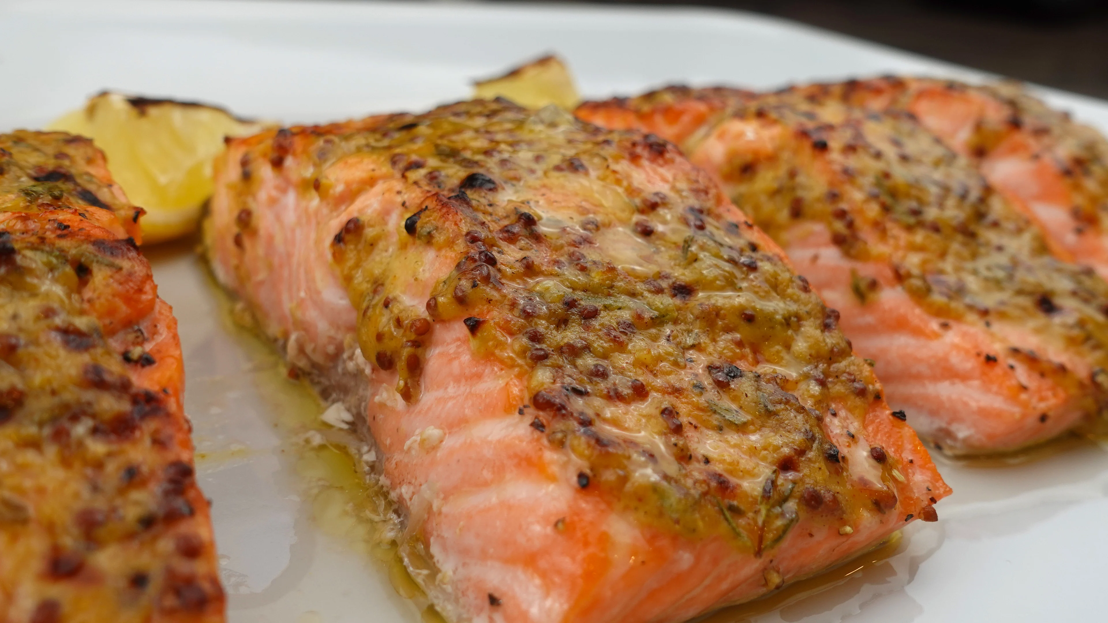 broiled-salmon-with-herb-mustard-glaze