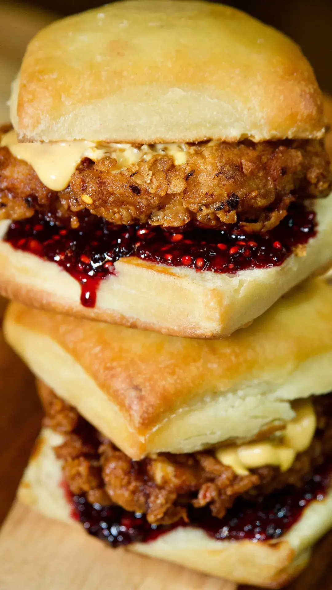 blackberry-chicken-biscuits