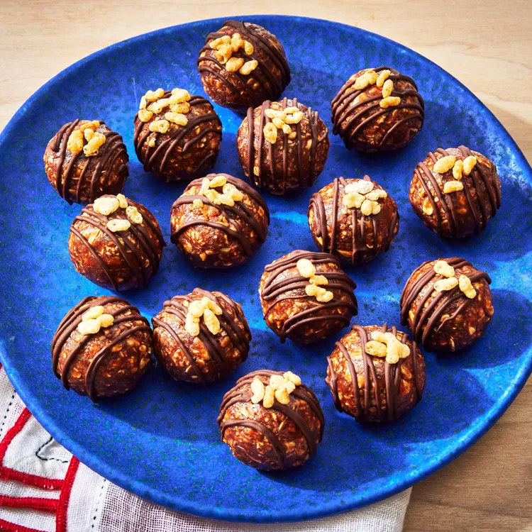 crunch-bar-inspired-energy-balls