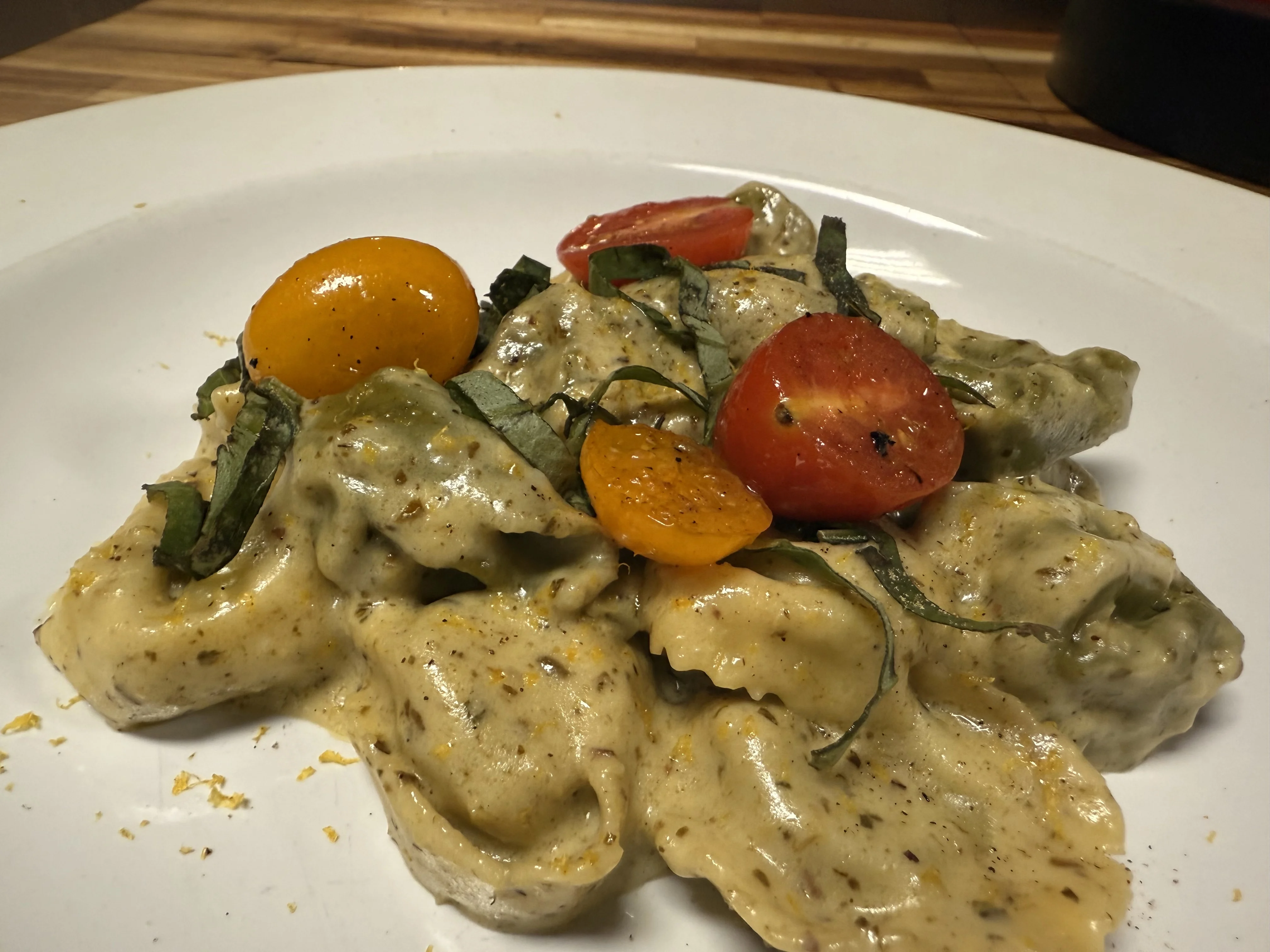 creamy-pesto-tortellini