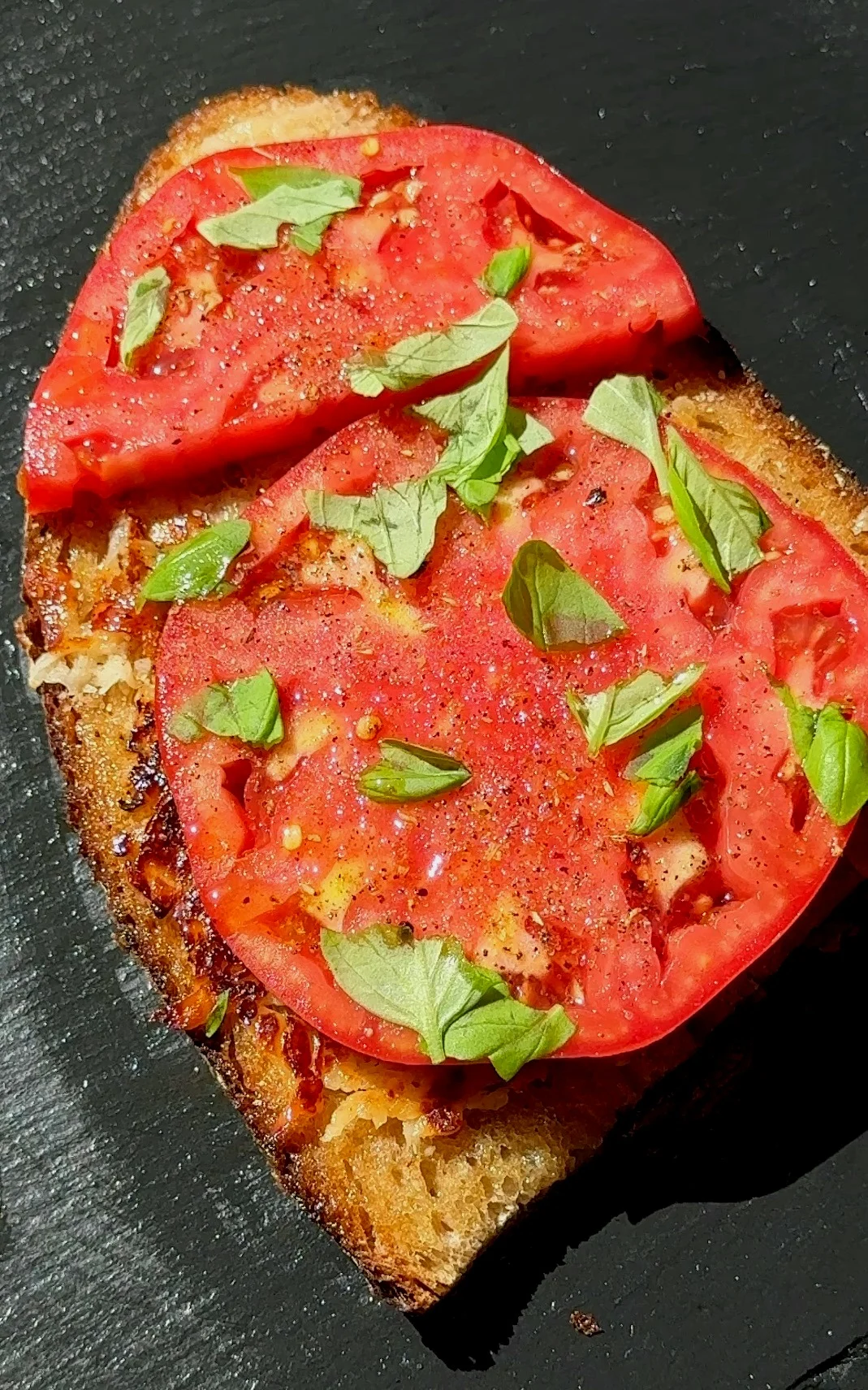 honey-halloumi-tomato-toast