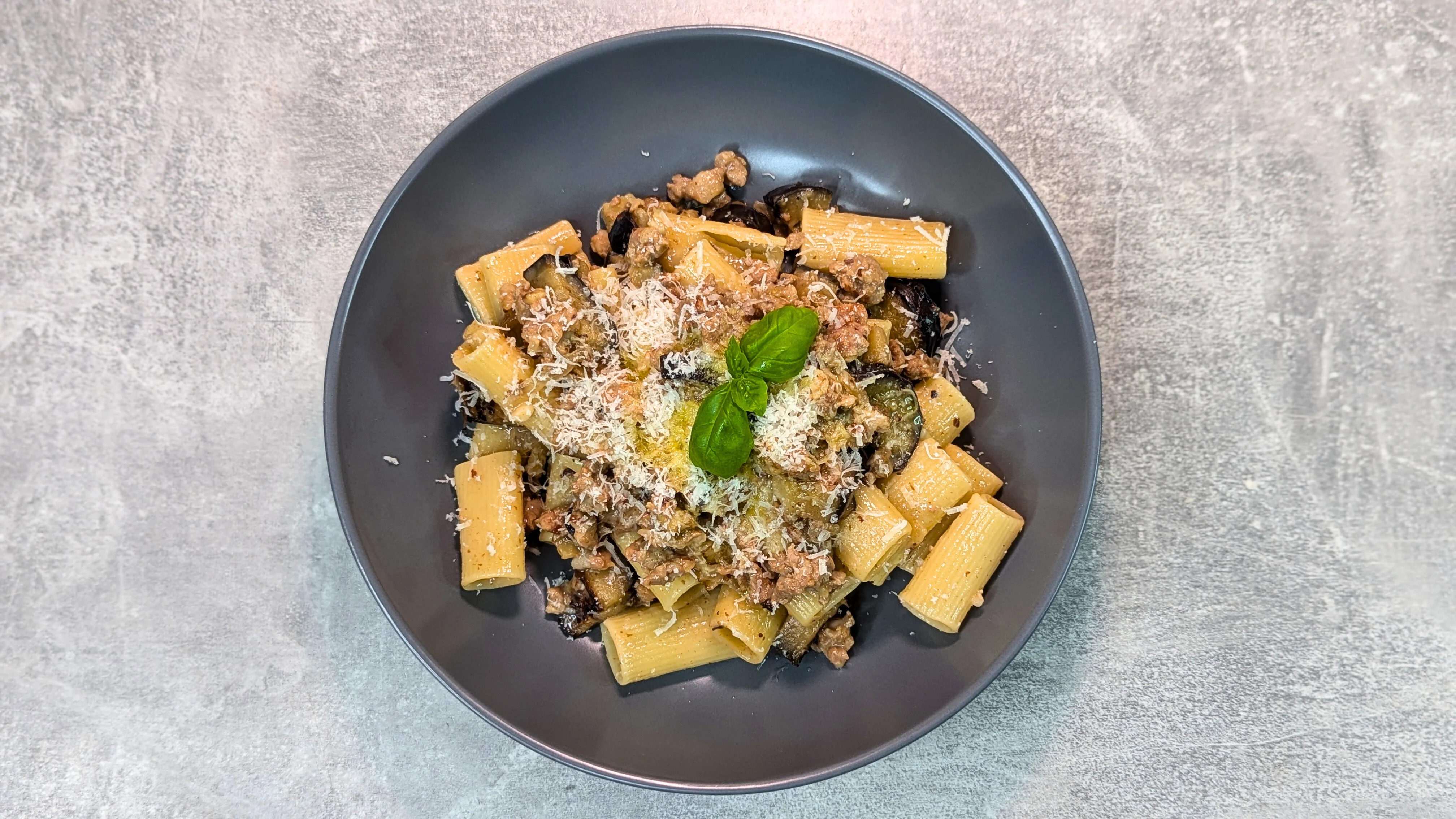 pasta-with-italian-toscan-sausage-and-aubergine