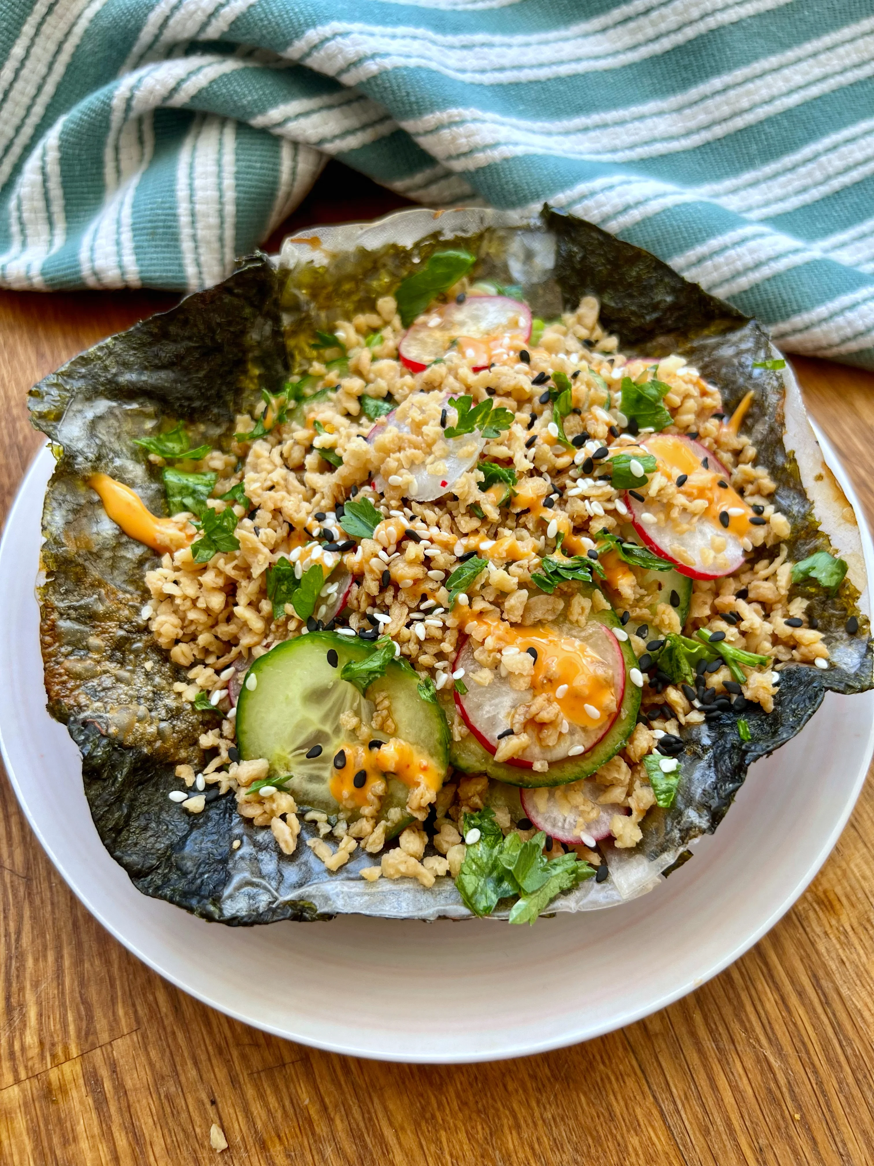 crispy-seaweed-salad-bowl