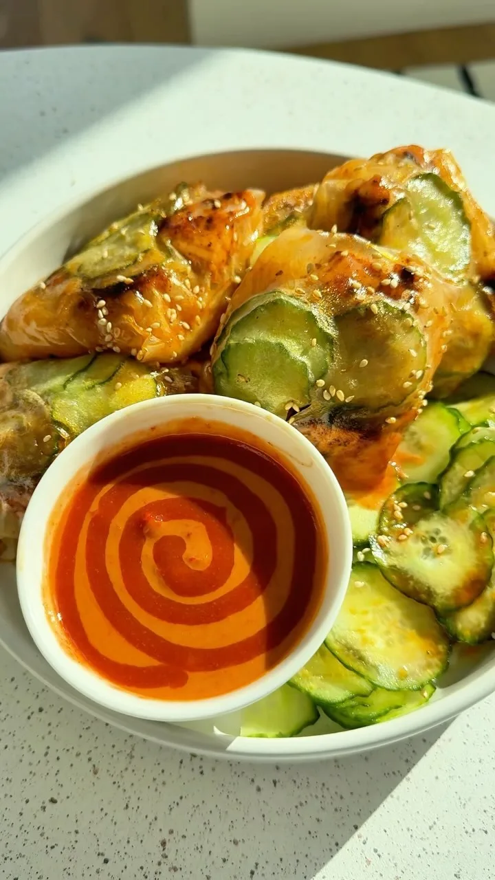 blackened-salmon-rice-paper-dumplings
