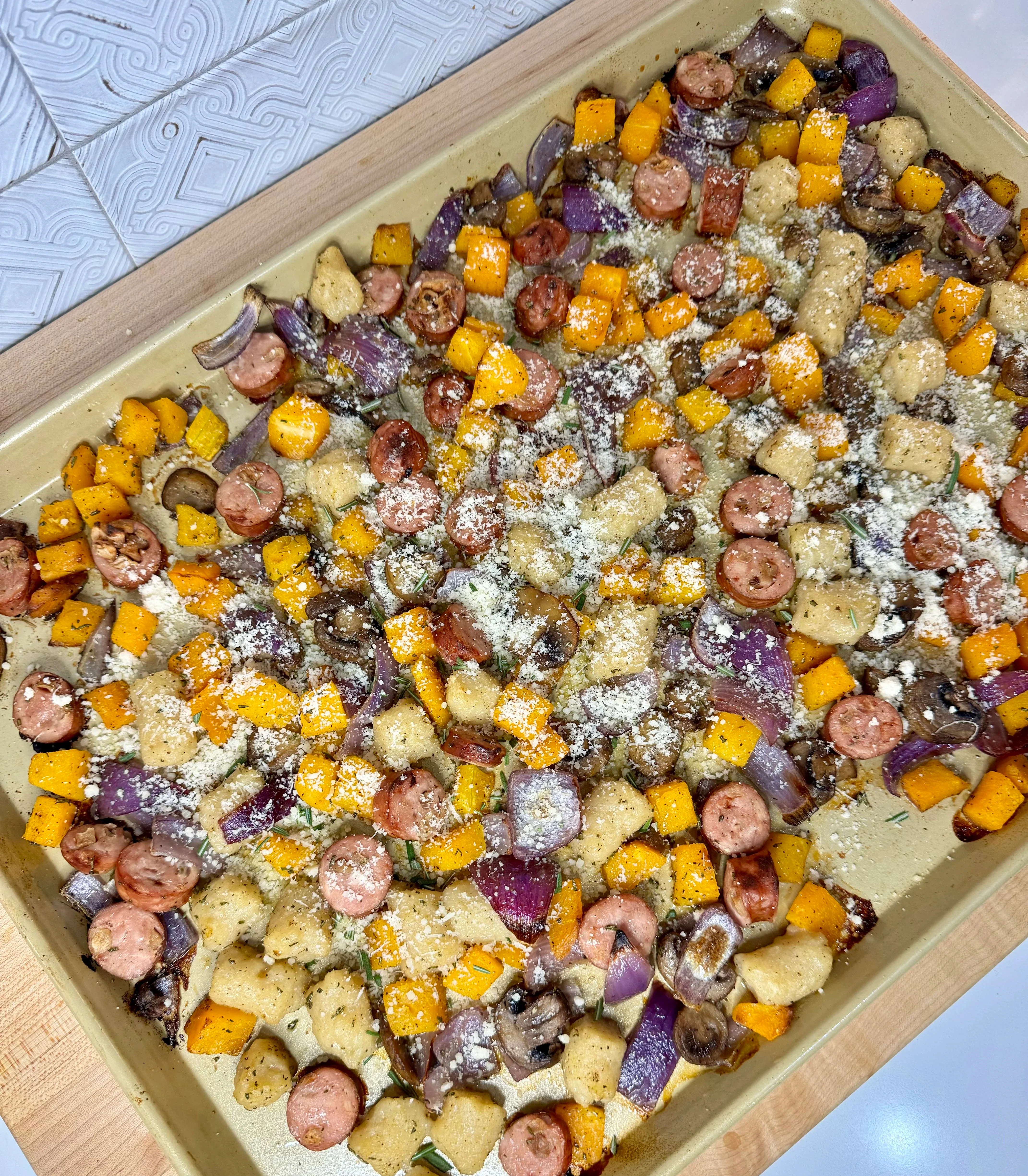 sheet-pan-fall-gnocchi-sausage-and-veggies