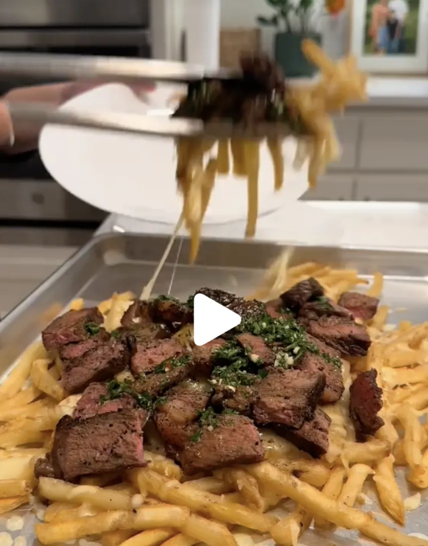 loaded-chimichurri-steak-fries