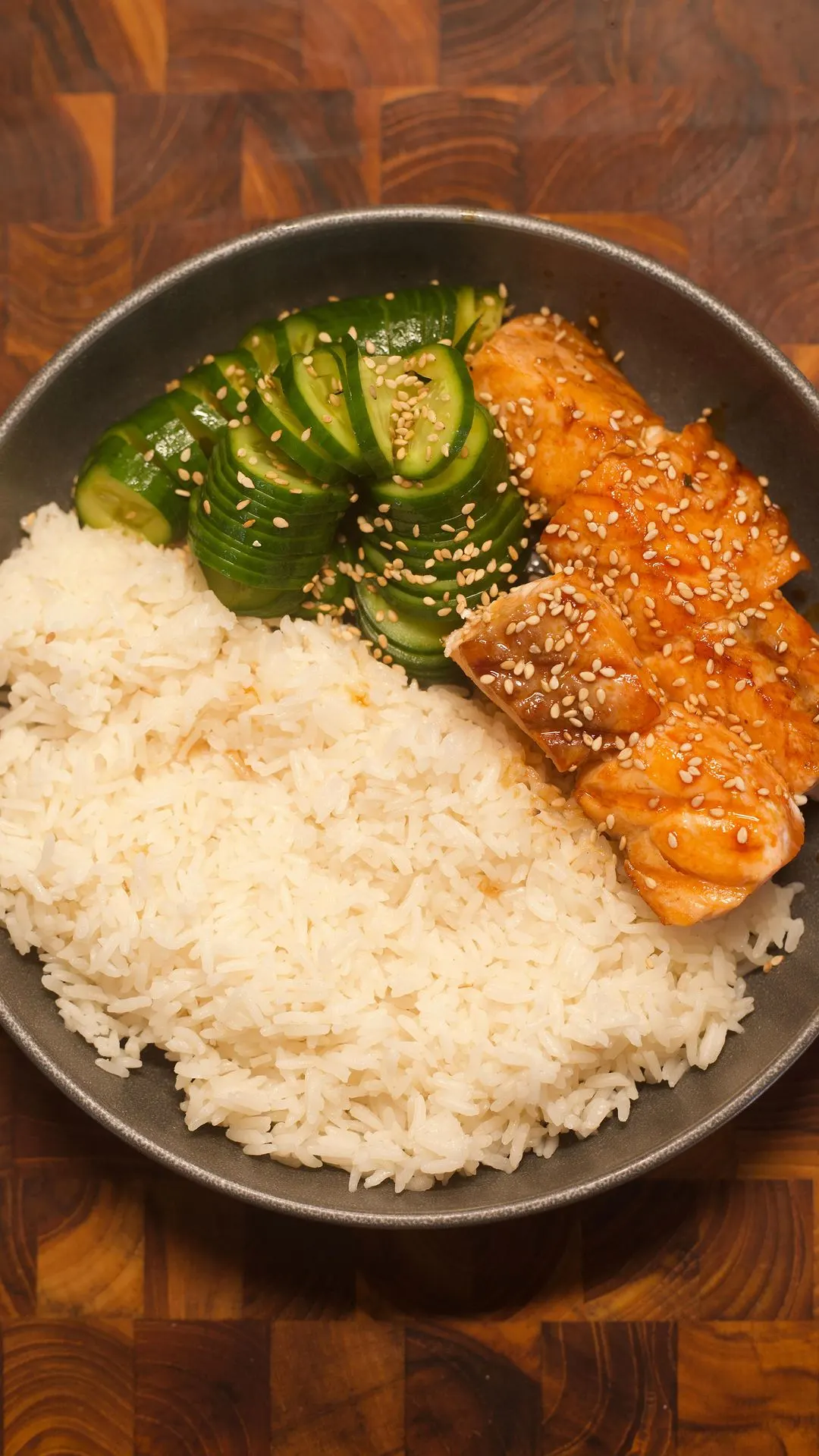 salmon-and-cucumber-bowl