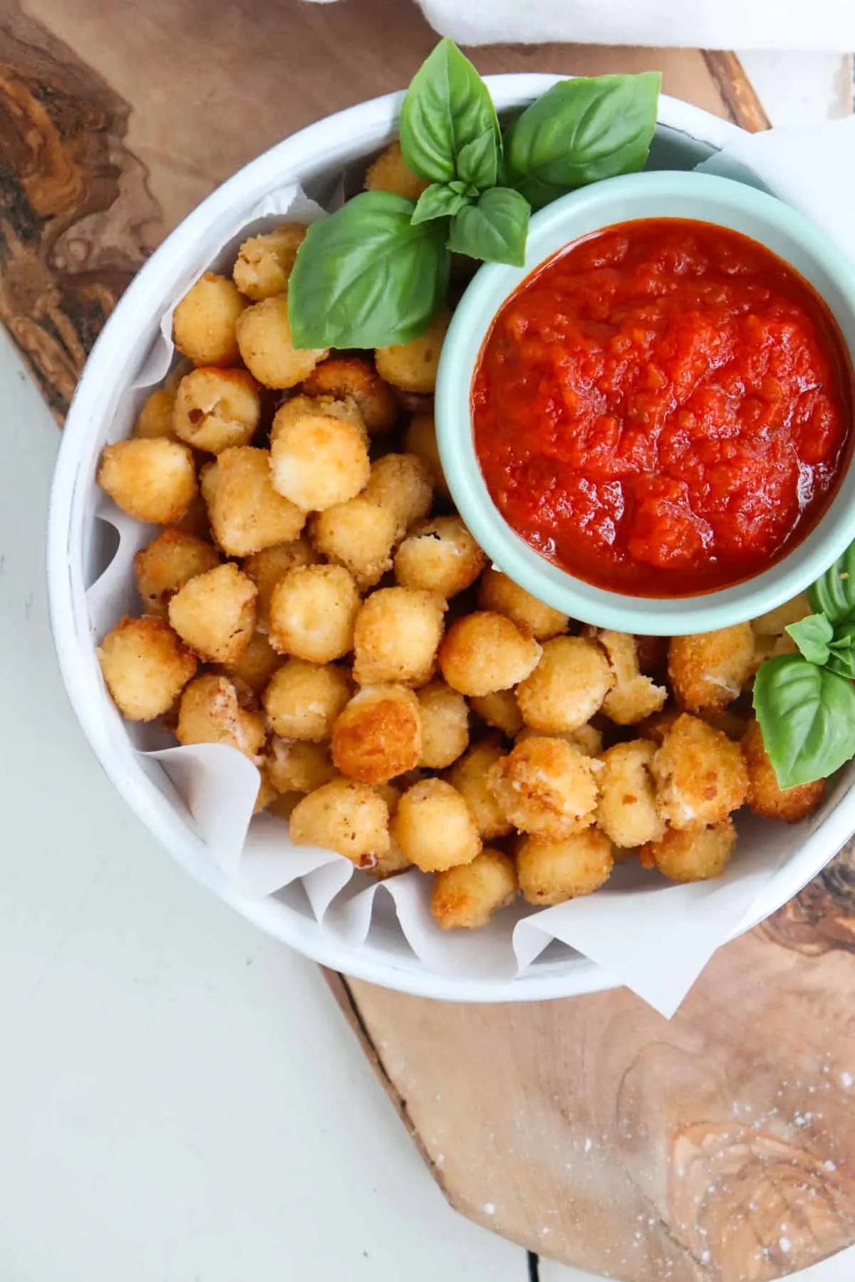 mini-mozzarella-balls