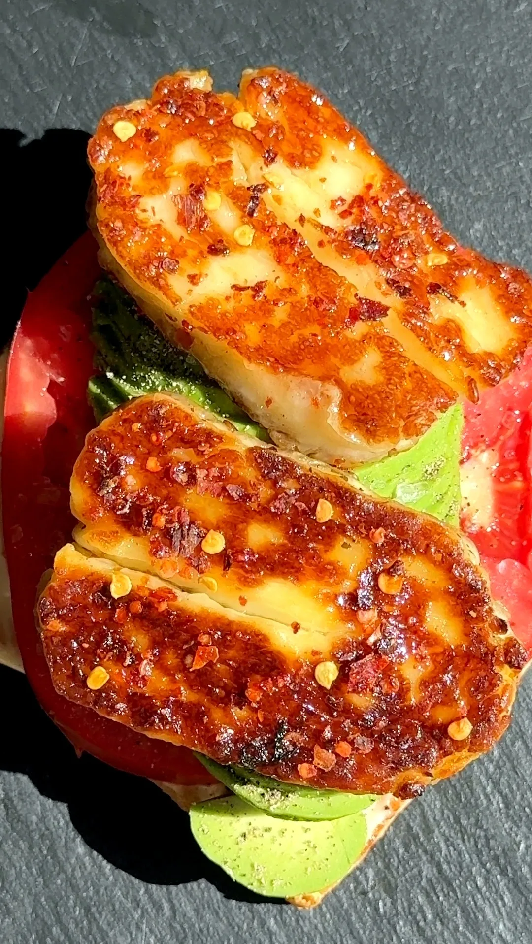 avocado-and-halloumi-toast