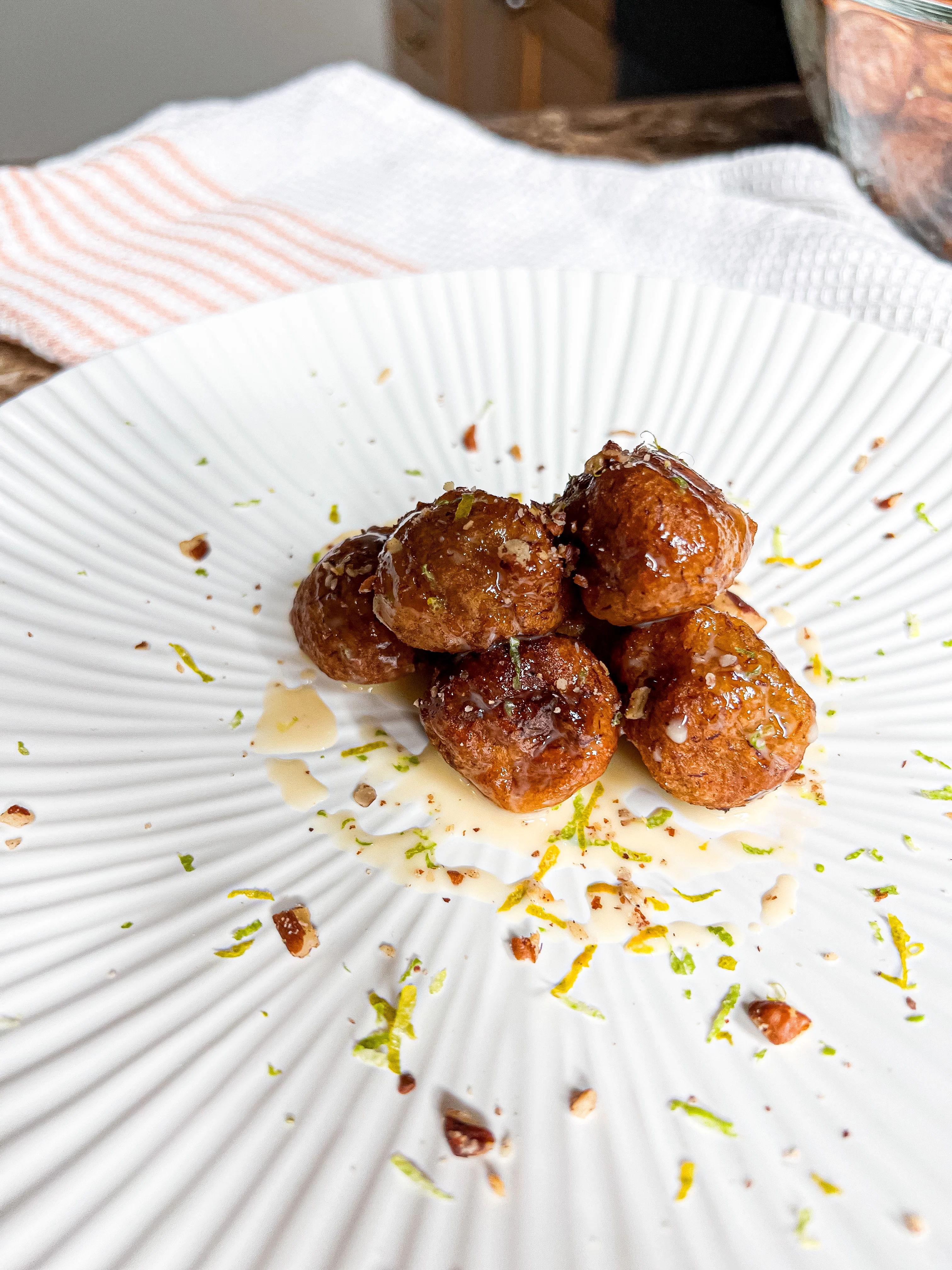 fried-sweet-plantain-balls