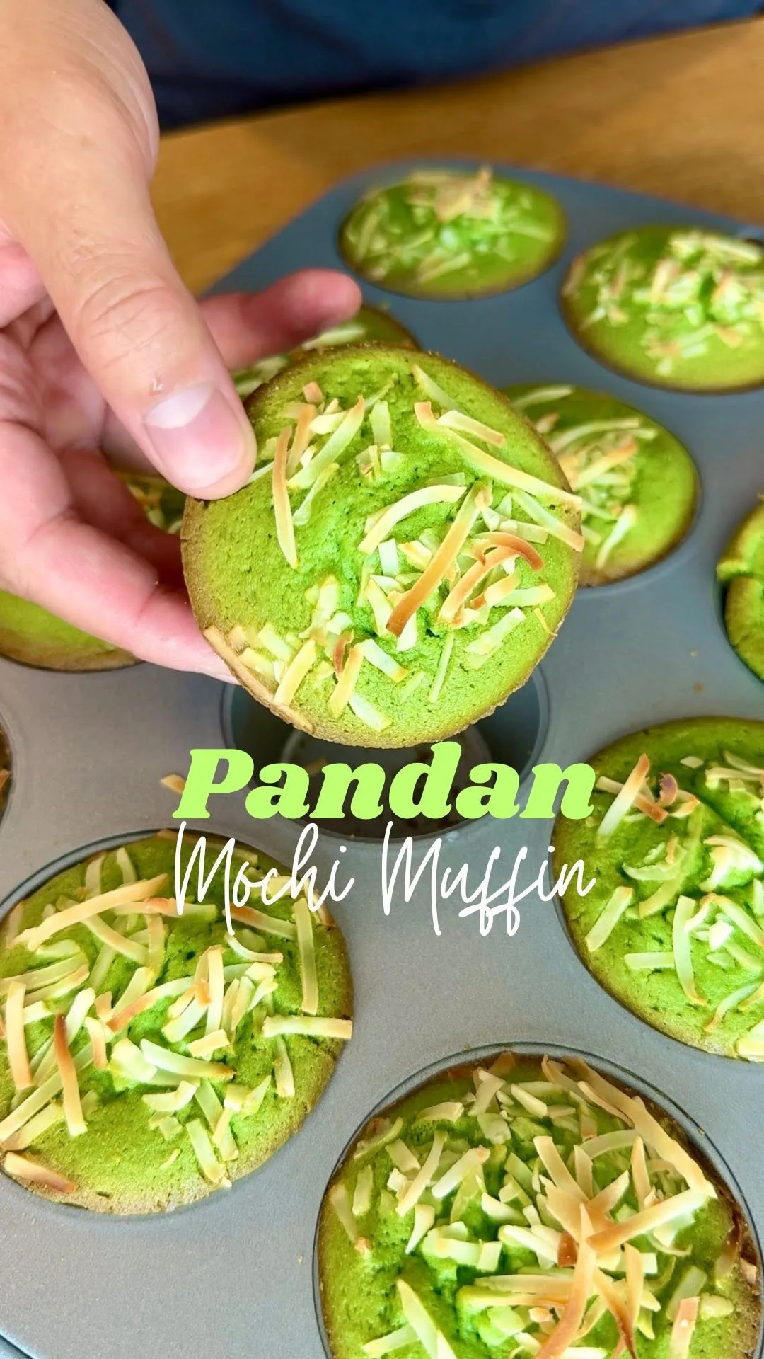 pandan-mochi-muffin