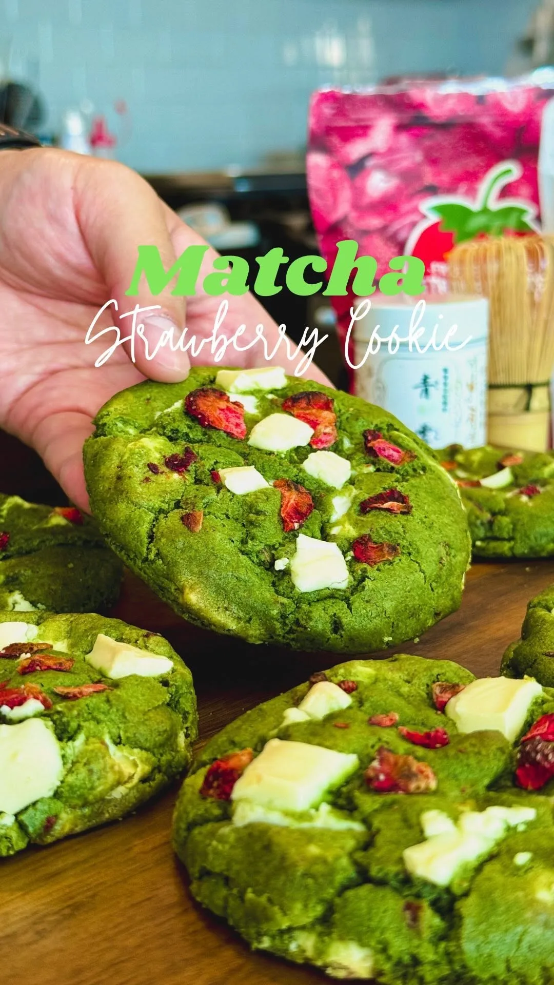 matcha-strawberry-cookie