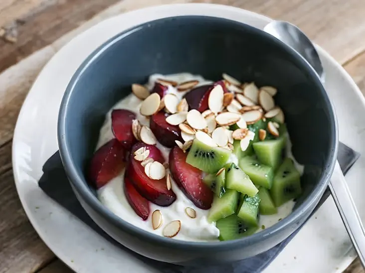 plum-almond-and-yogurt-parfait