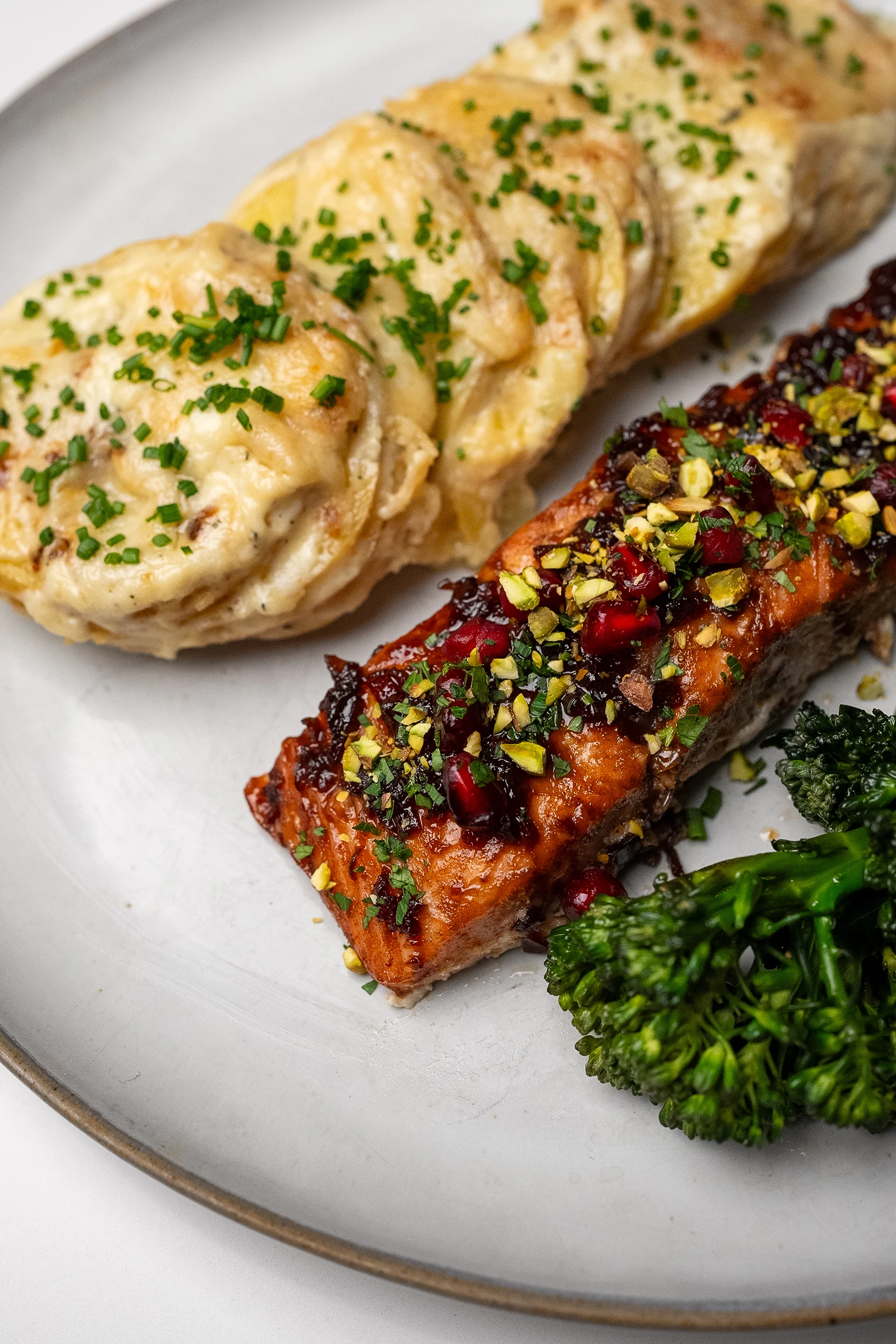 potato-au-gratin-with-holiday-salmon