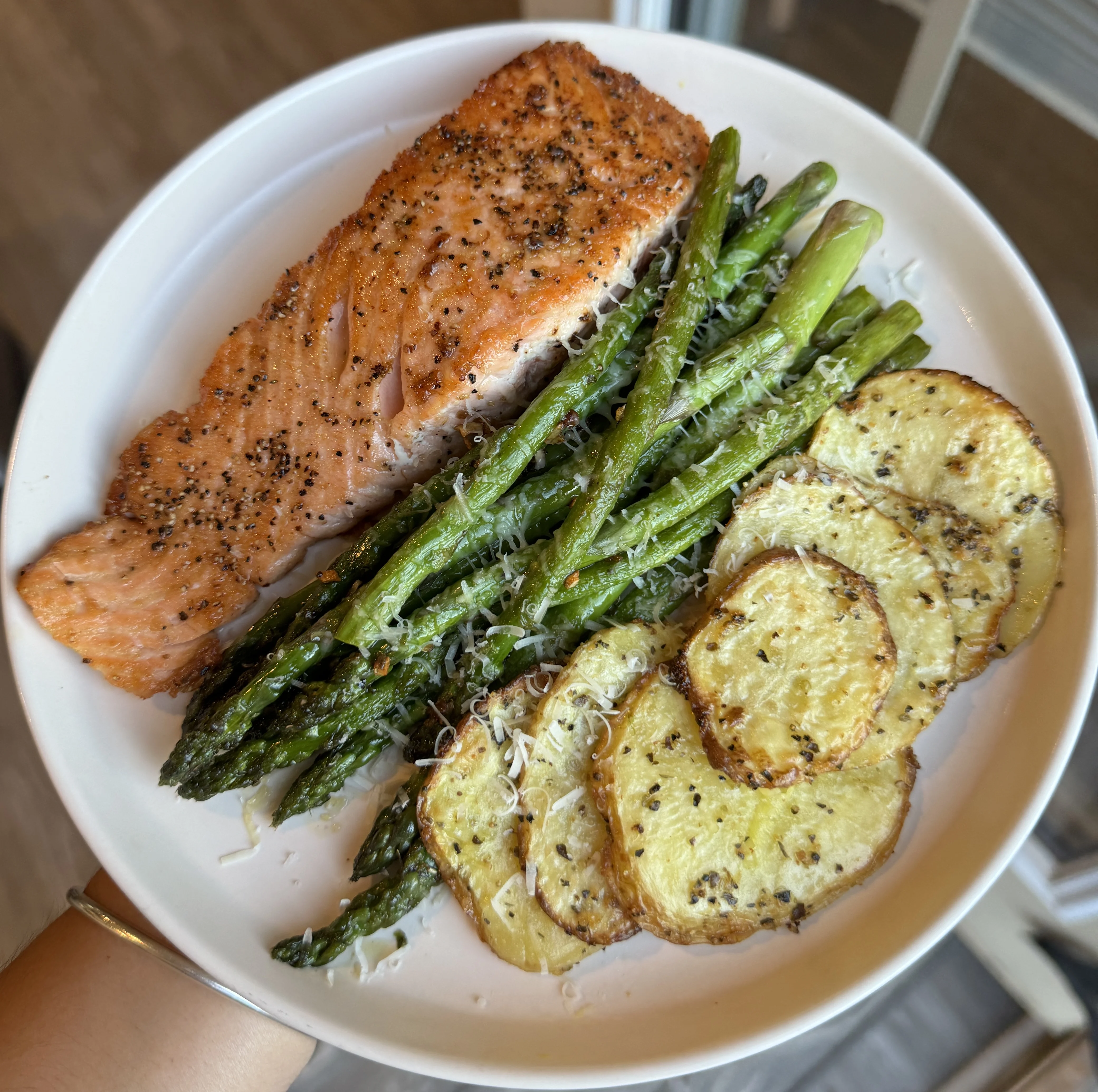 salmon-roasted-potatoes-and-parmesan-asparagus