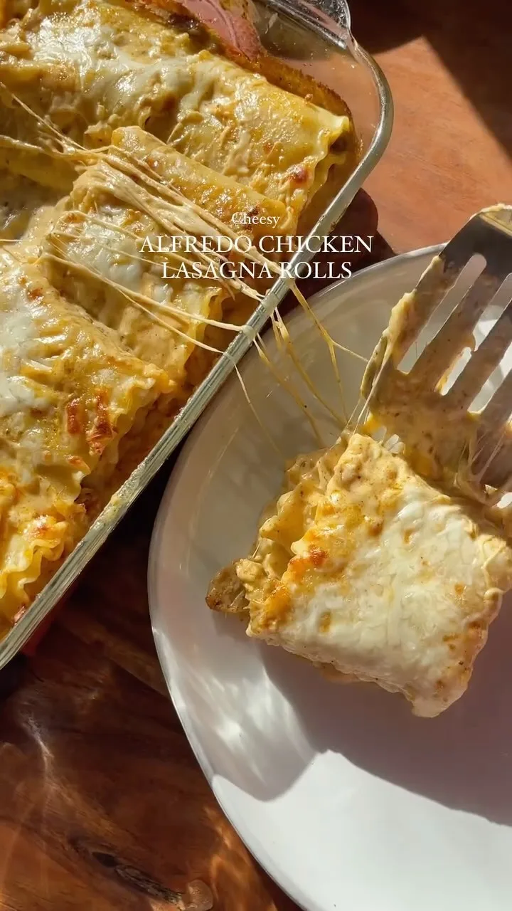 alfredo-chicken-lasagna-rolls