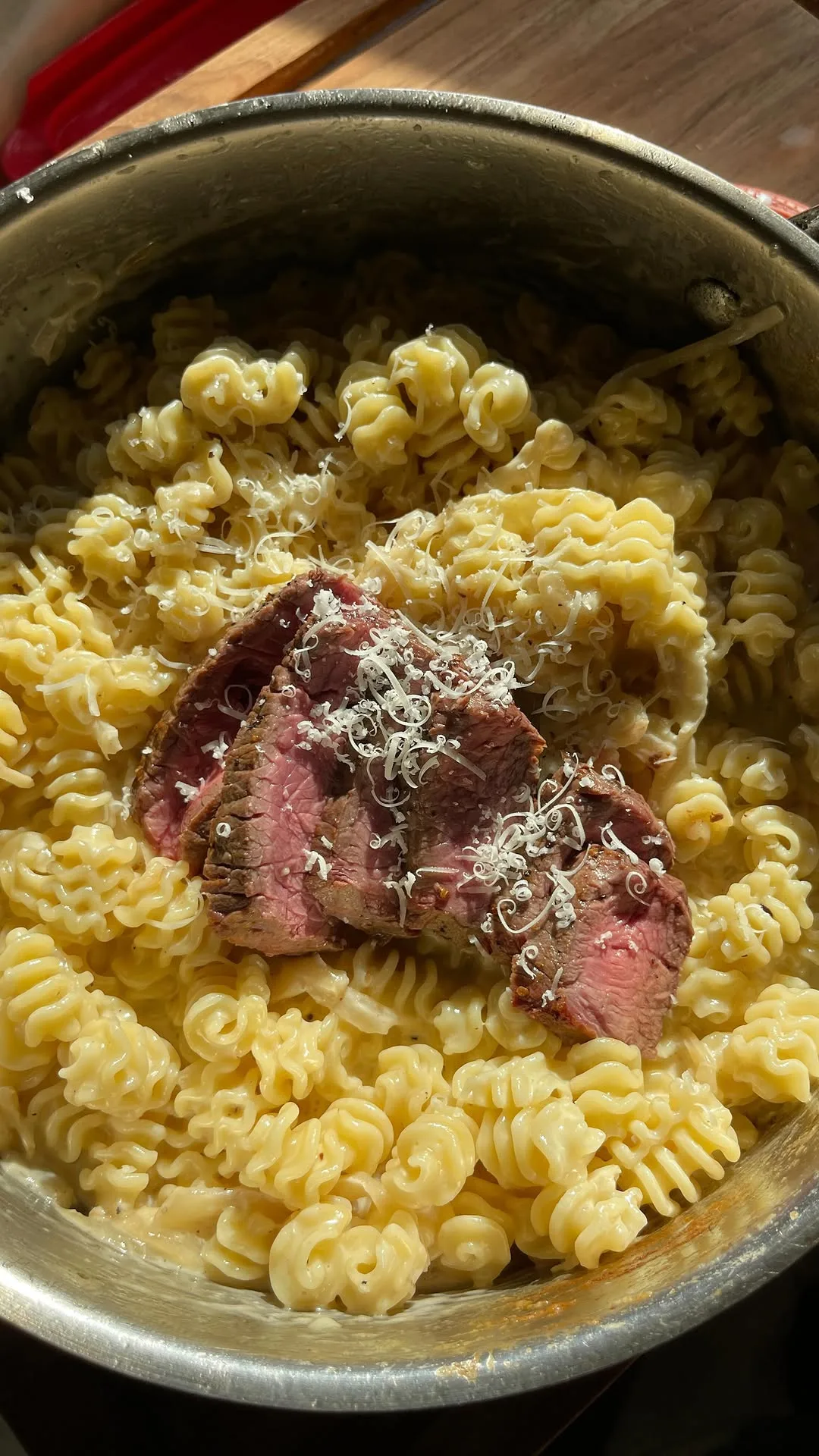 caramelized-onion-pasta