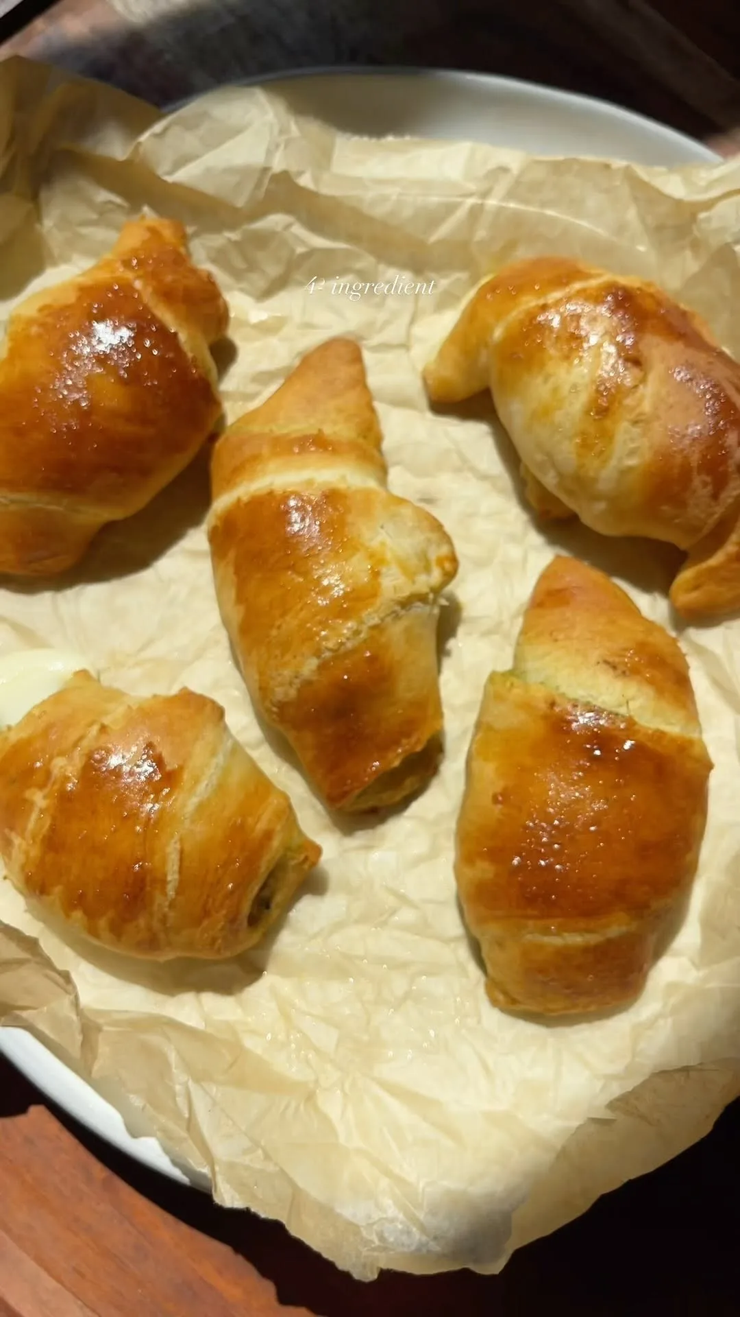 cheesy-pesto-rollups
