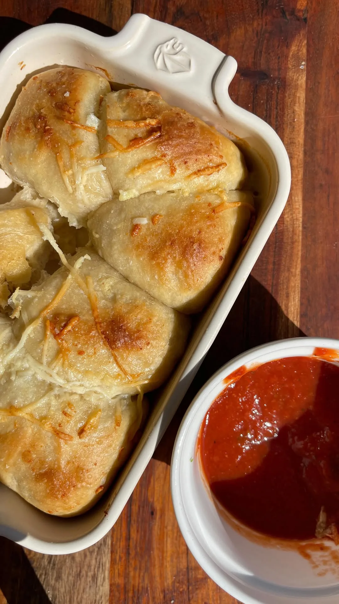 garlic-cheese-rolls
