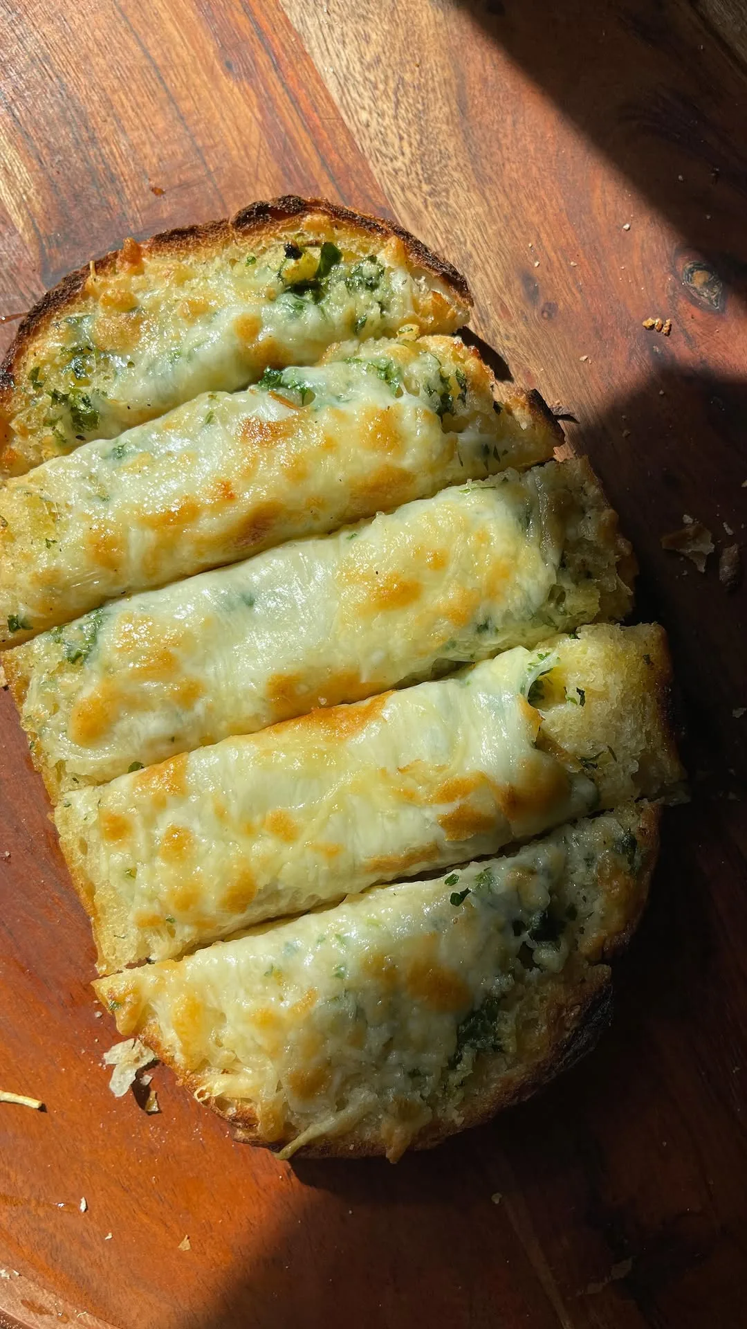 garlic-cheese-bread