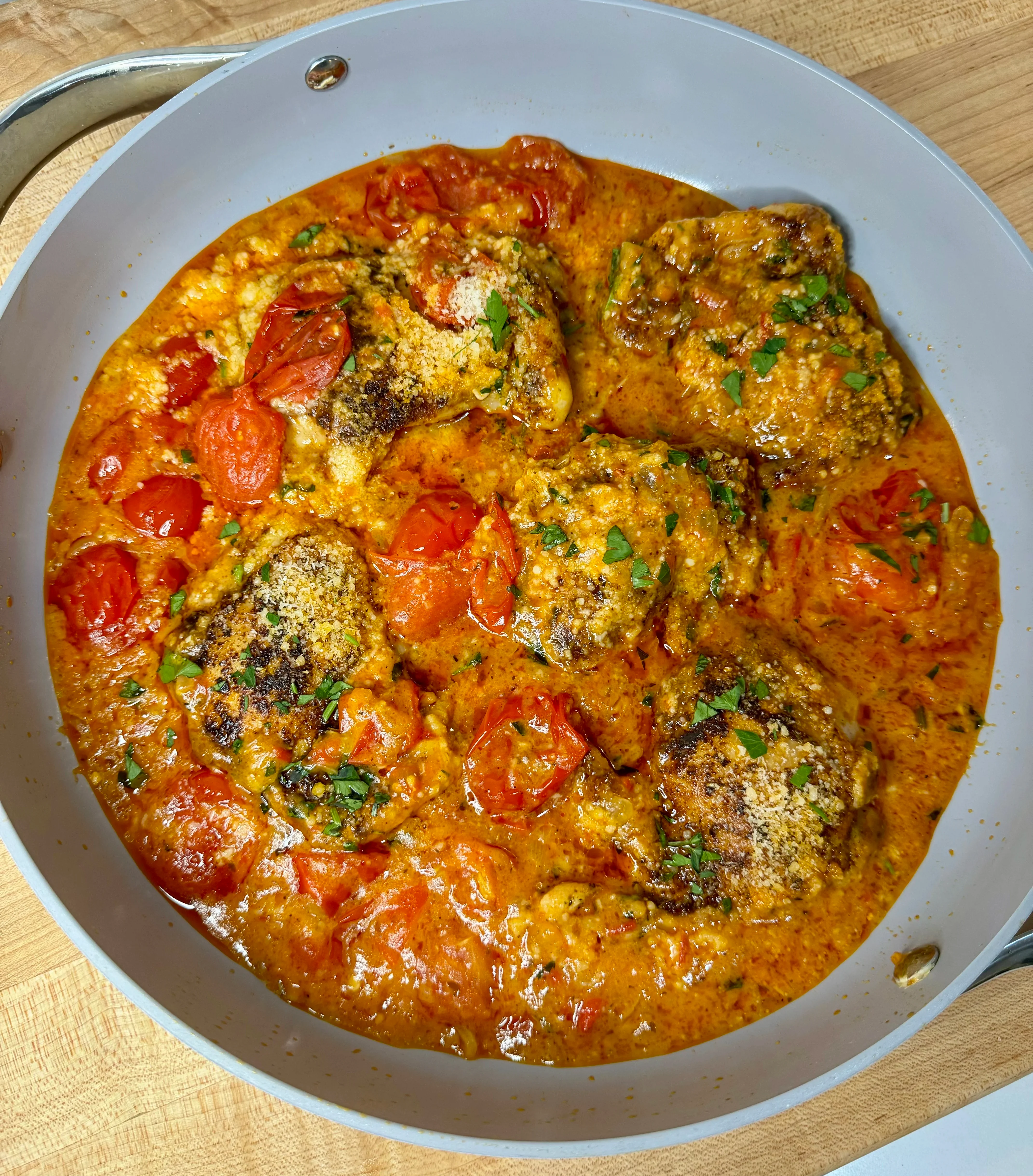 red-pesto-chicken