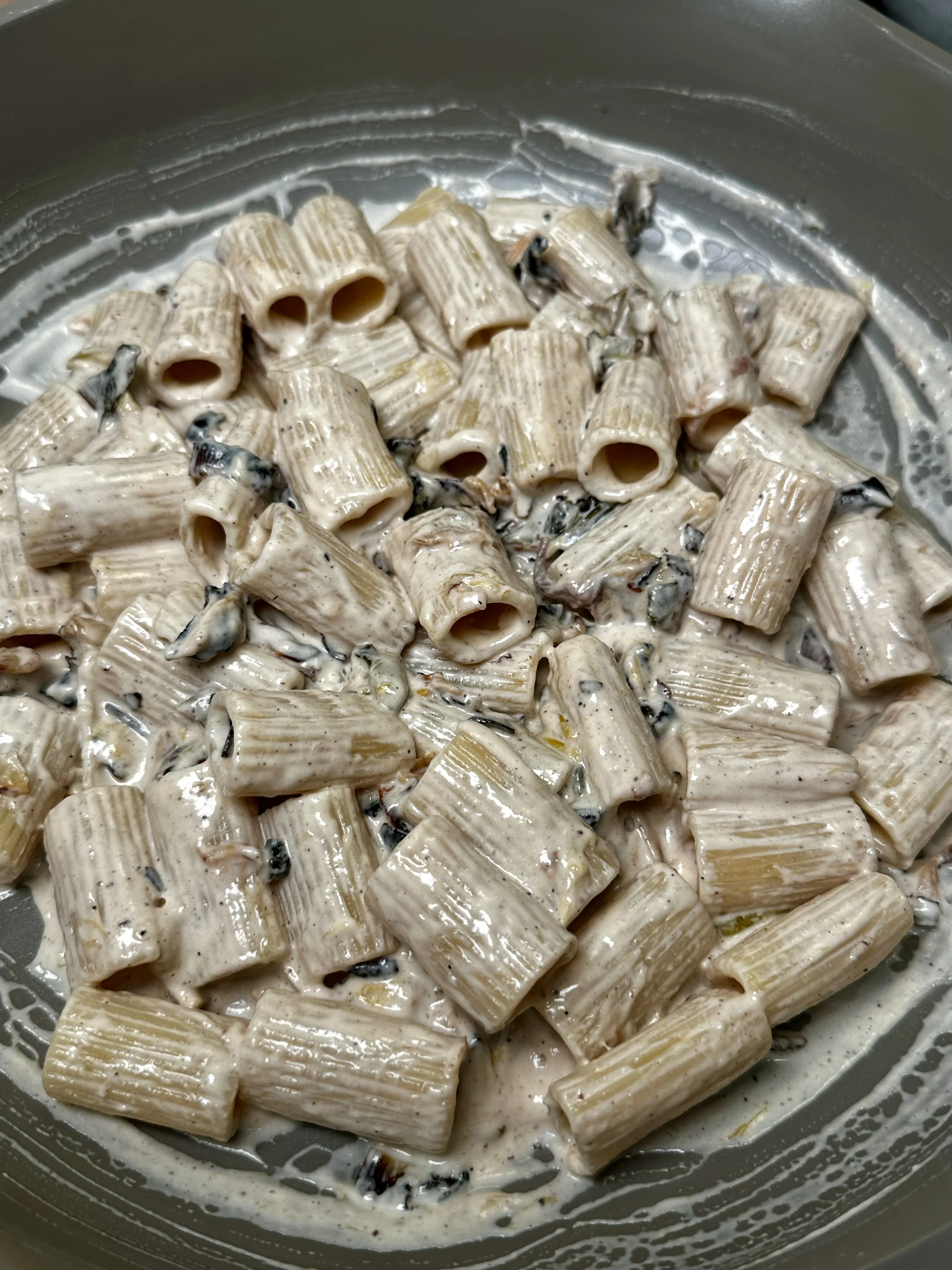 creamy-christmas-onion-leek-pasta