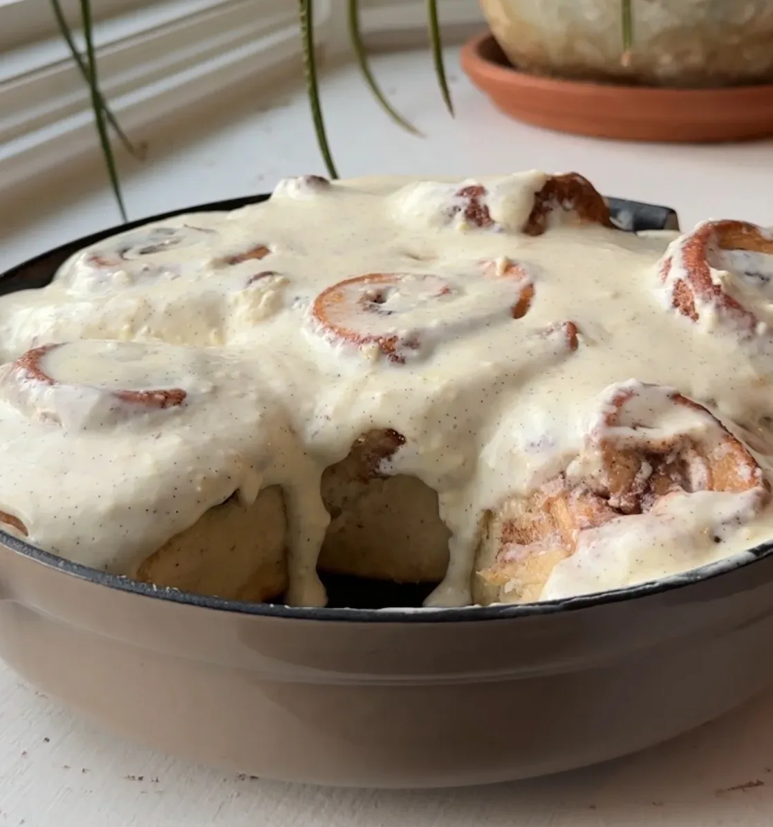 brown-butter-sourdough-discard-cinnamon-rolls