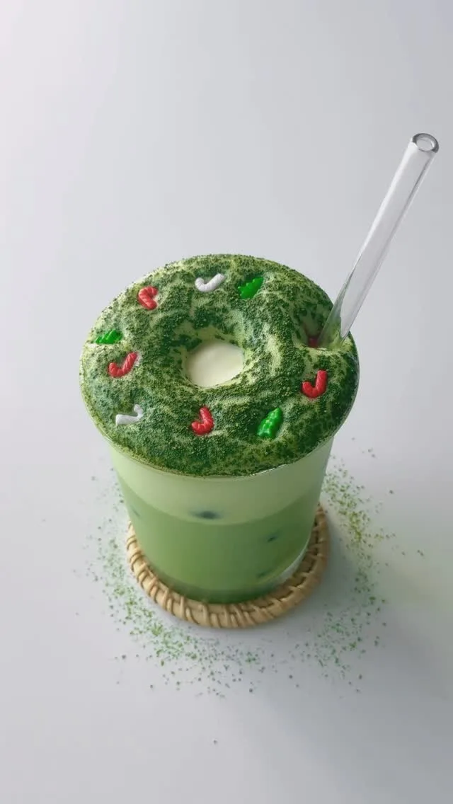 mistletoe-matcha-latte