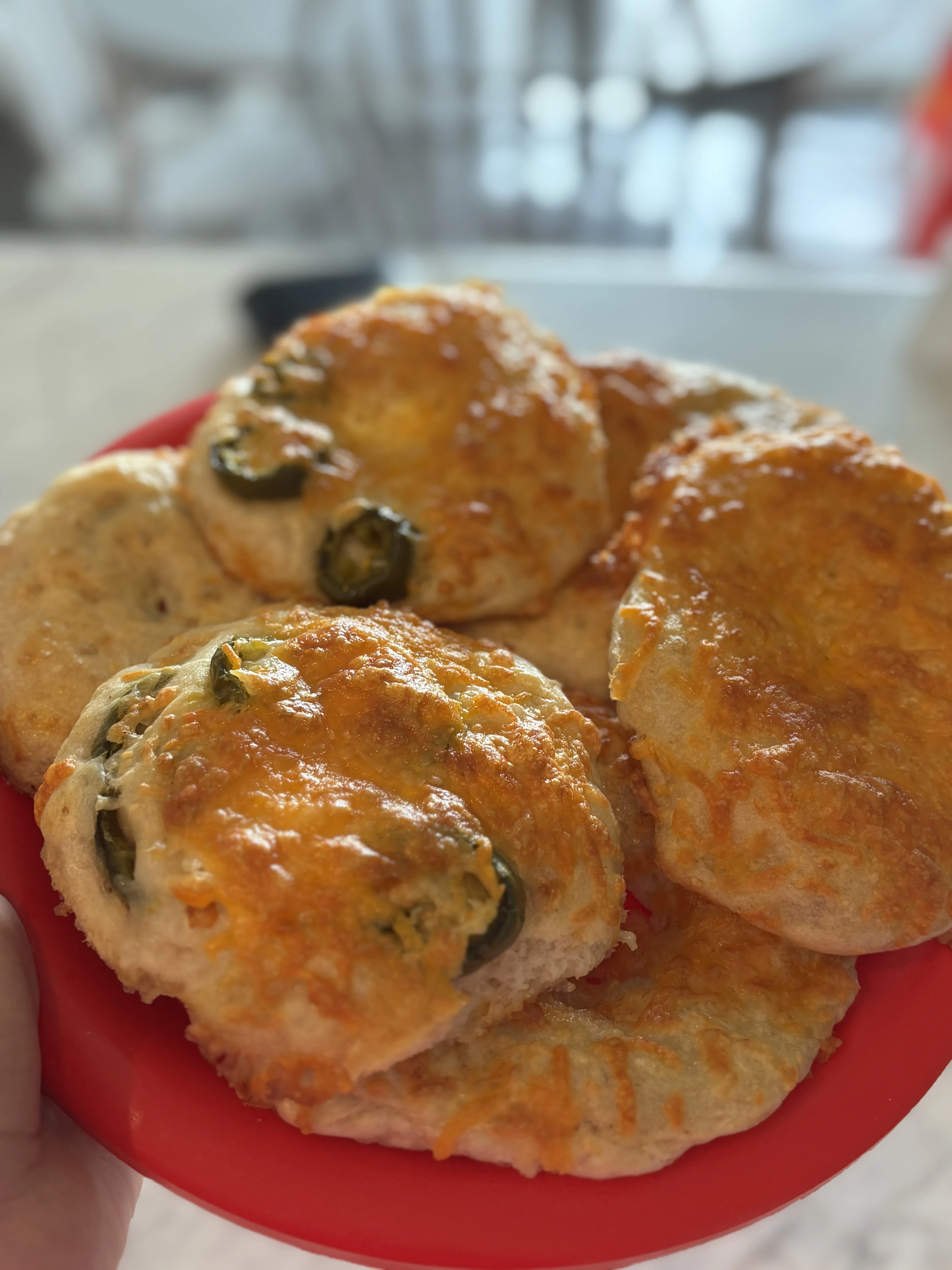 homemade-cheesy-jalapeno-bagels