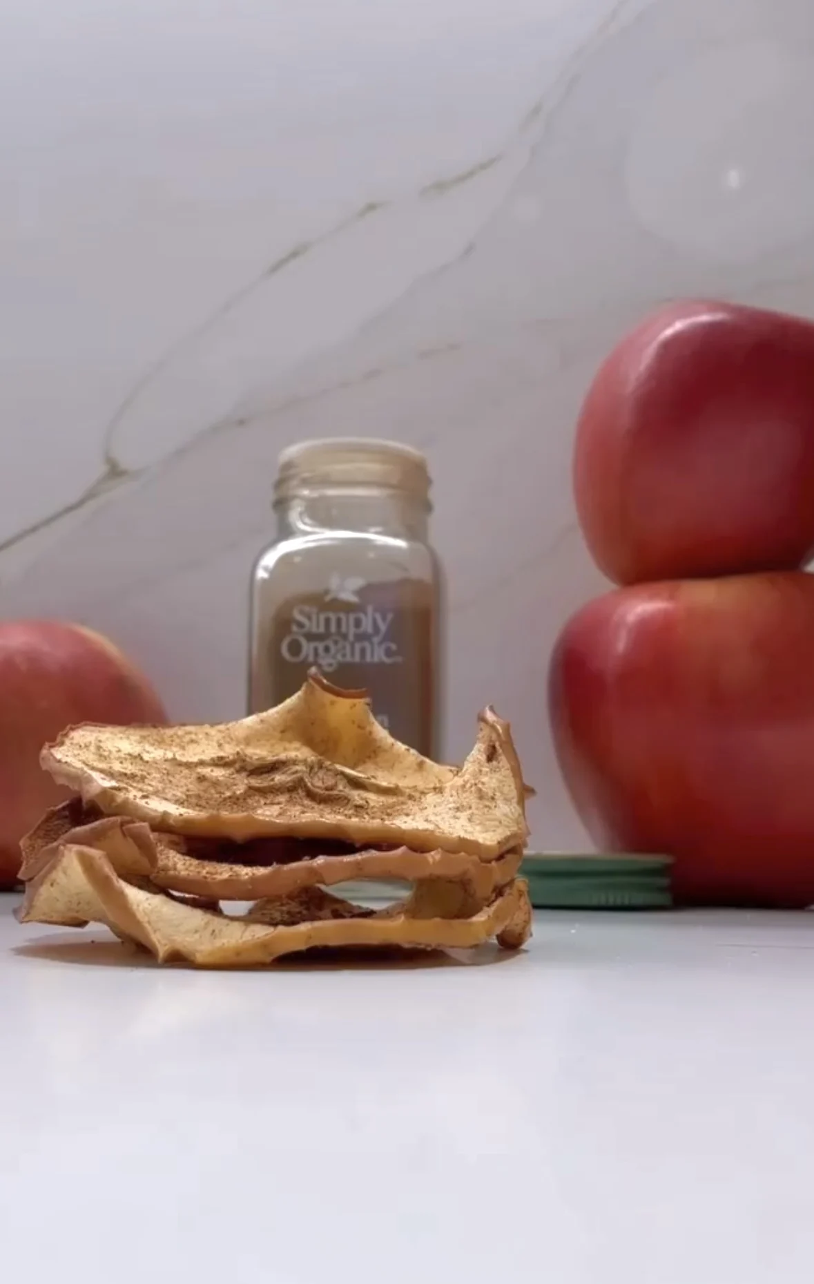 cinnamon-apple-chips