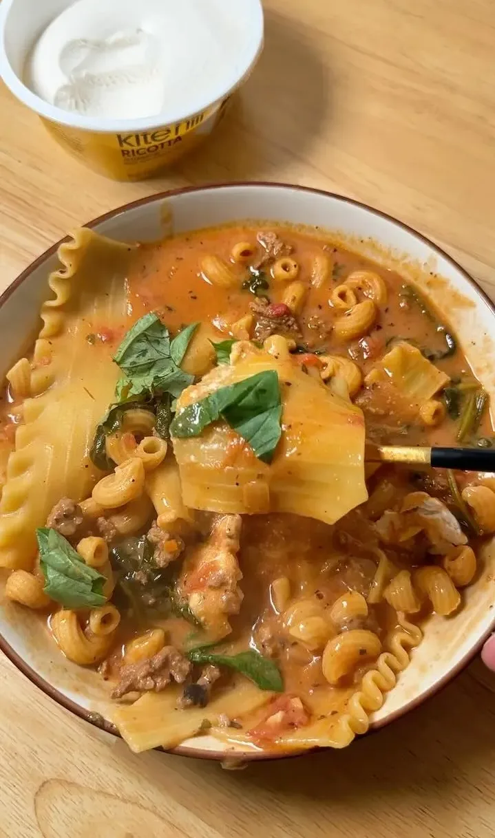 high-protein-lasagna-soup
