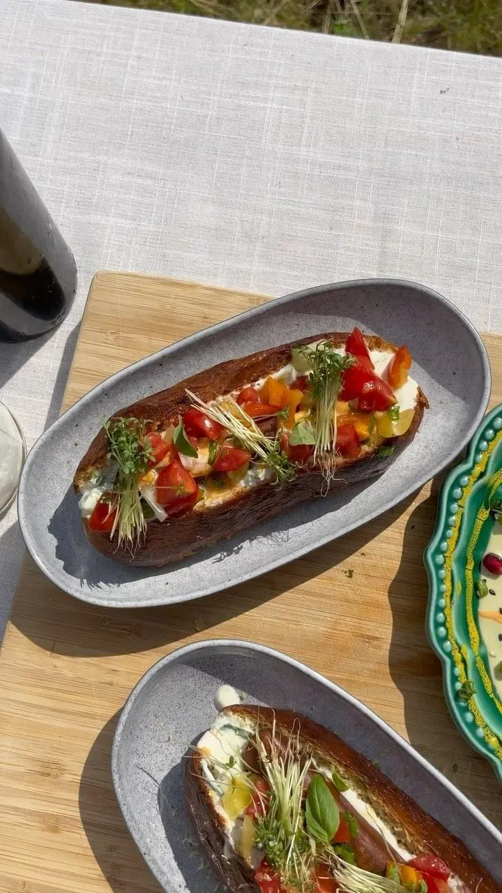 v-love-cevapcici-and-merguez-hot-dogs