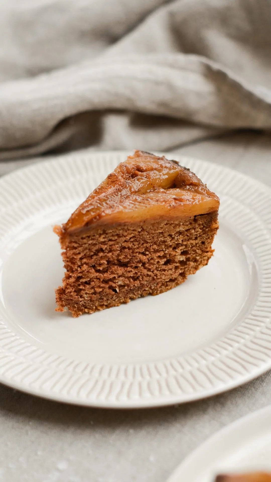 upside-down-pear-cinnamon-cake