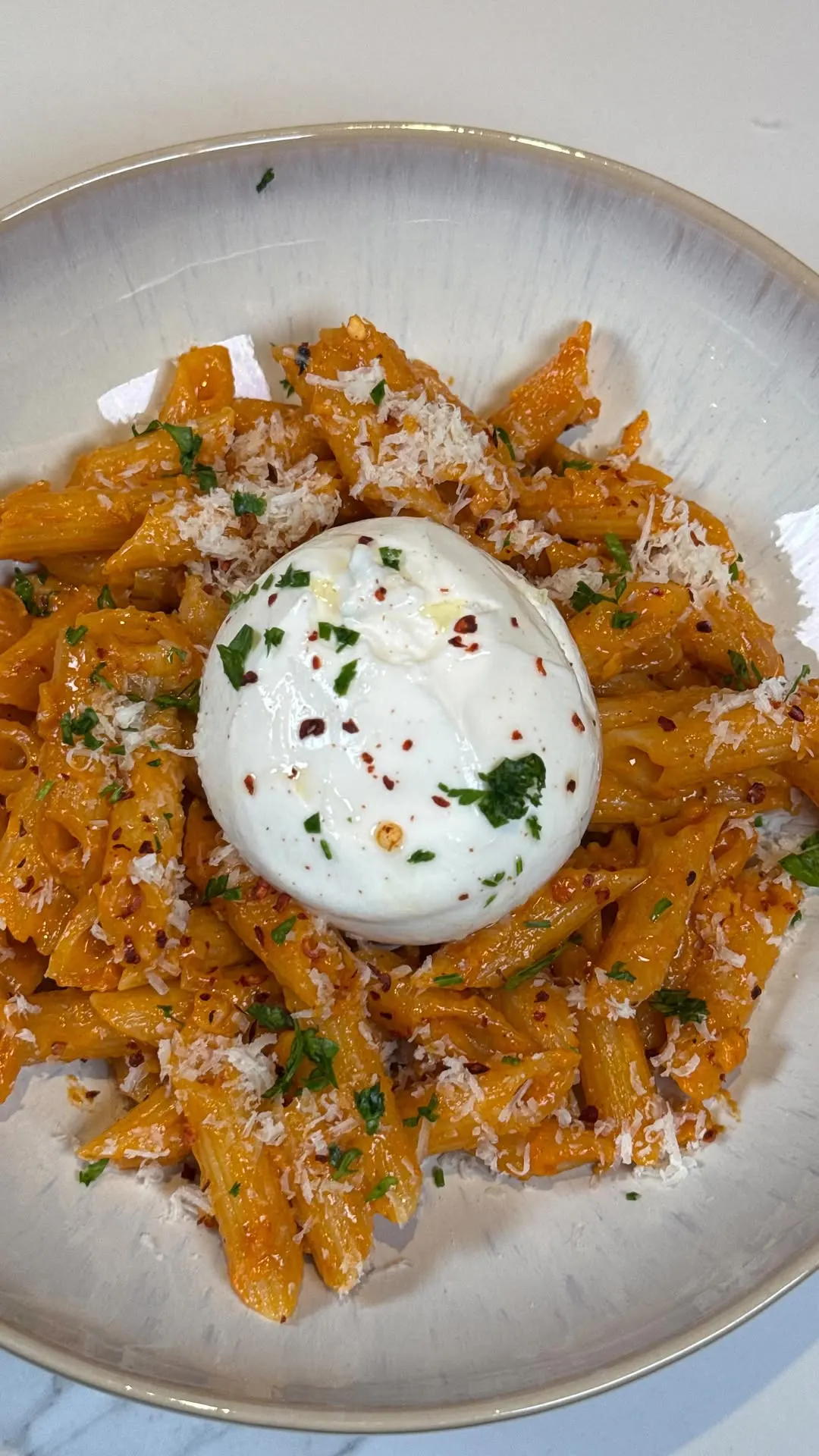 vodka-pasta-mit-burrata
