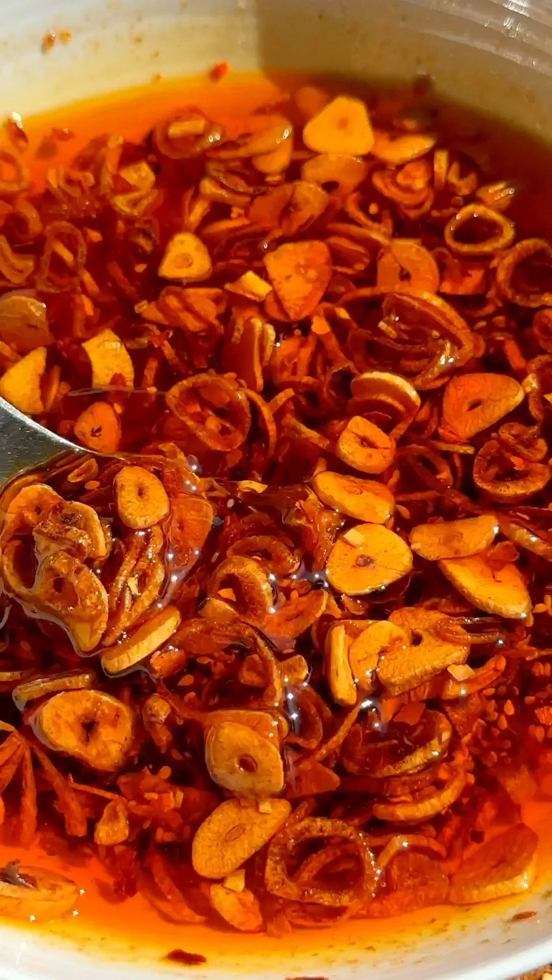 best-homemade-crispy-chili-garlic-oil
